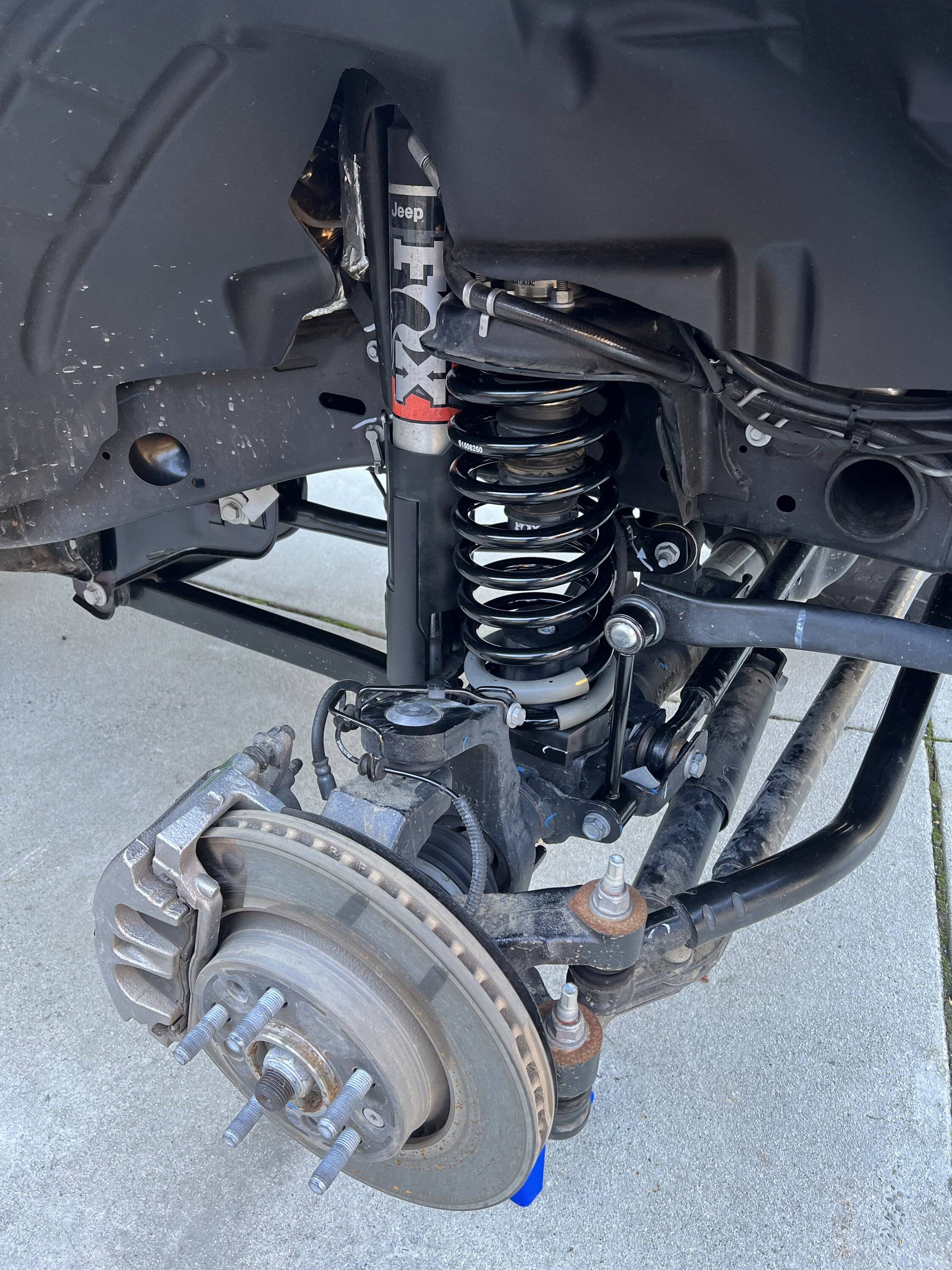 Jeep Gladiator Mojave 2.5 Frankenlift Front Right Lift