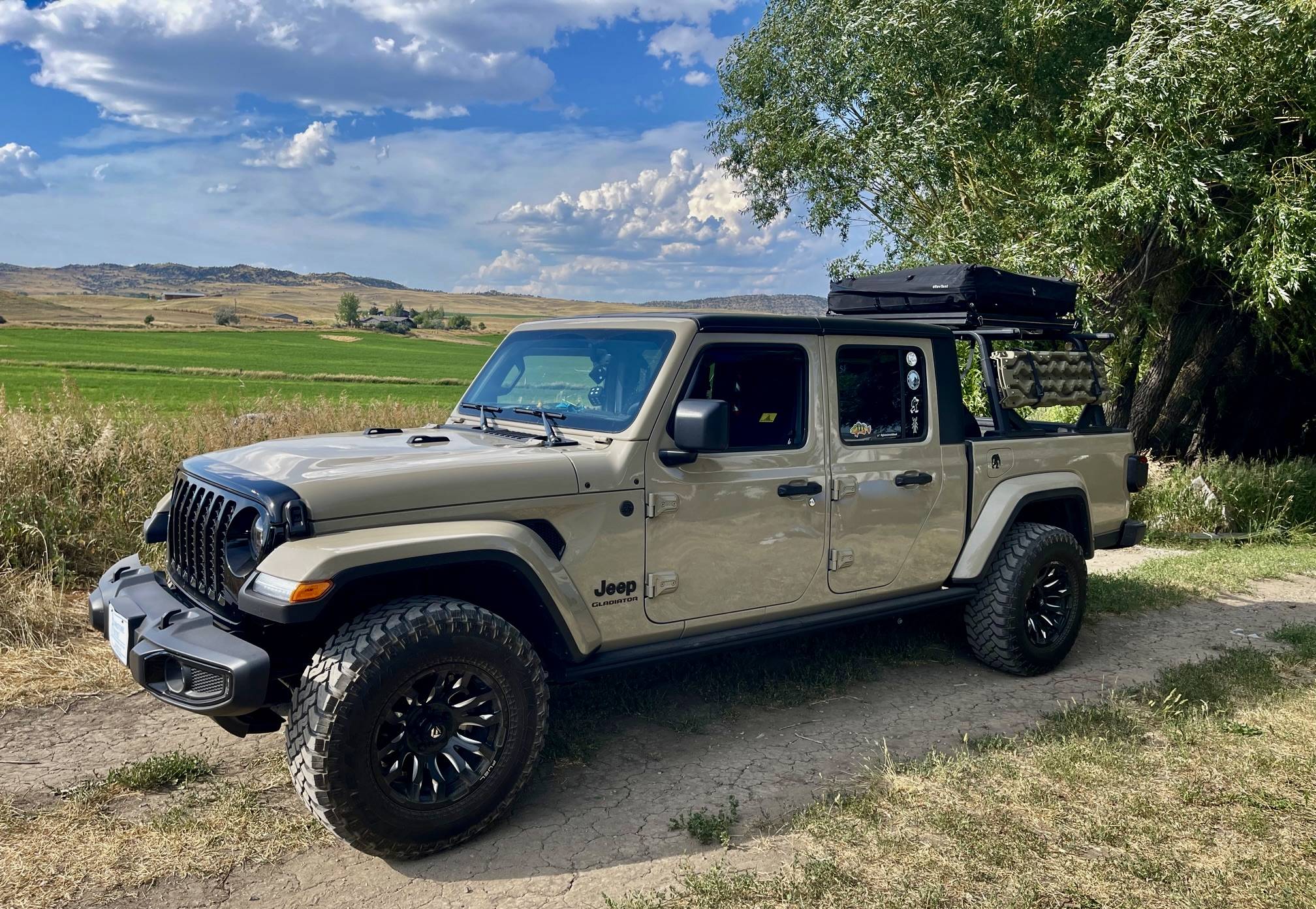 Jeep Gladiator Why Rooftop Tent? 600B18FF-B87D-4F50-9C2C-85497D811370_1_201_a