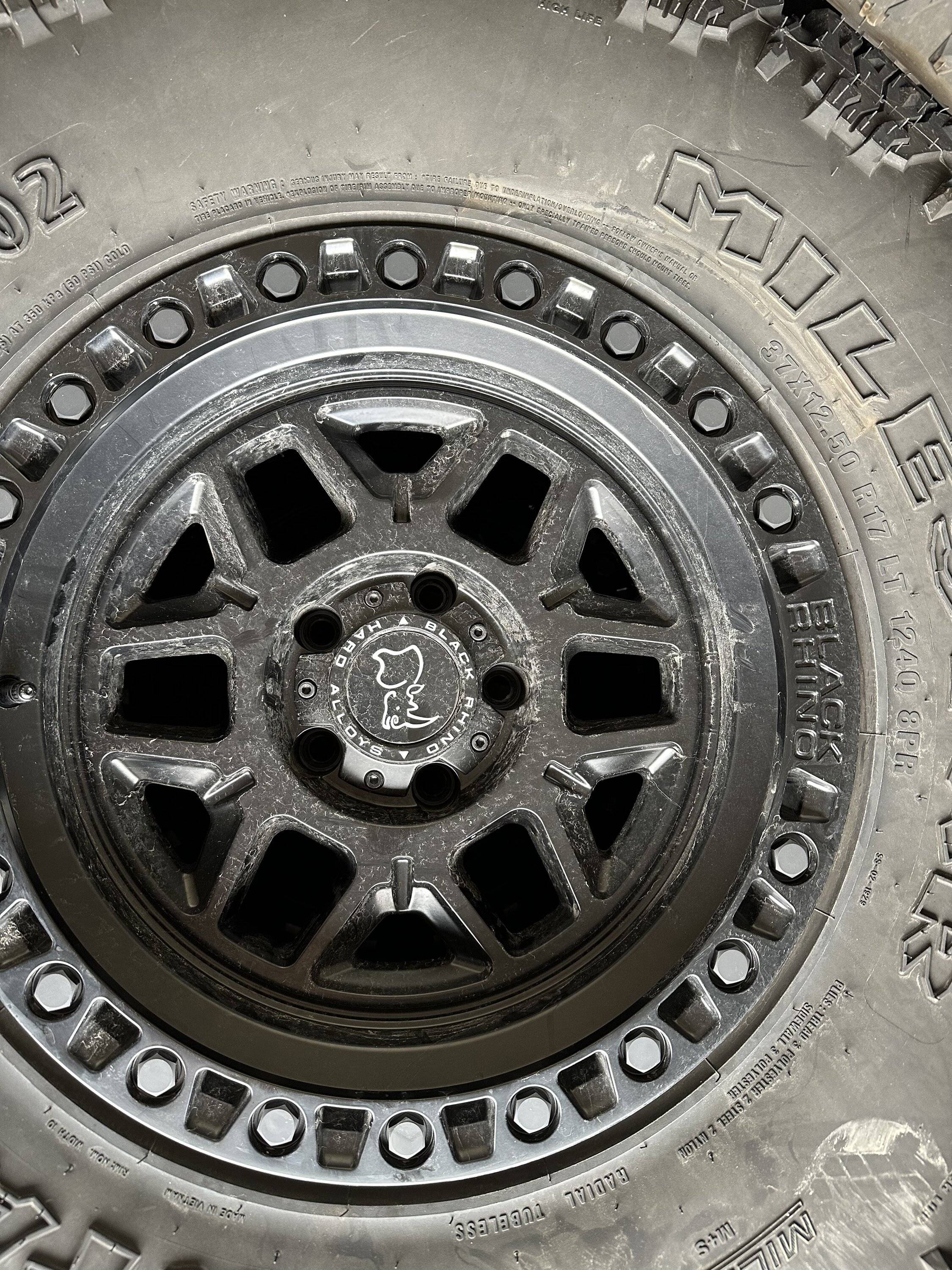 Jeep Gladiator 37x12.5r17 Patagonia mt/02 & Black Rhino Kelso 2180E2C3-FA77-42E1-AB49-1523B3A52B24