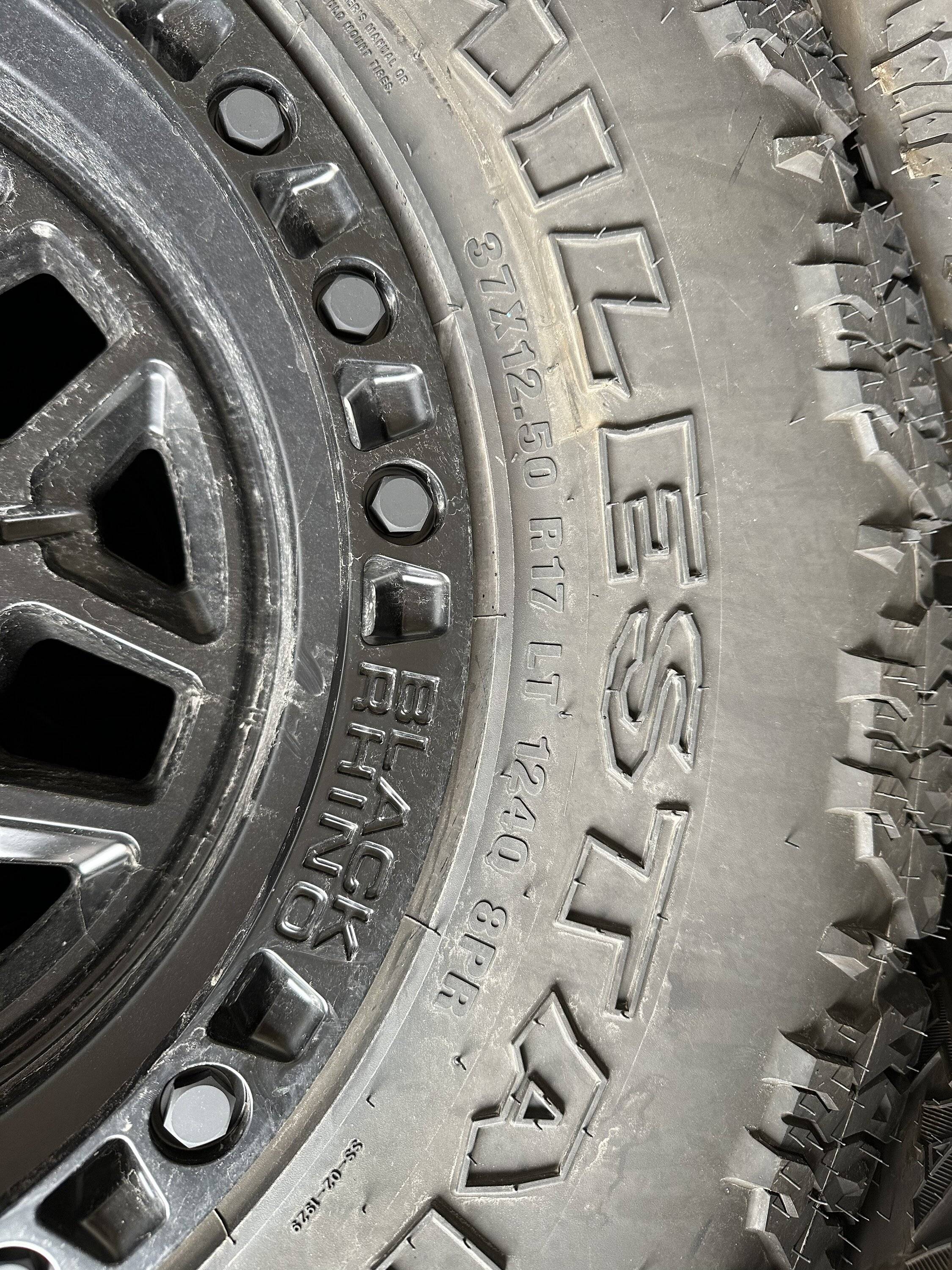 Jeep Gladiator 37x12.5r17 Patagonia mt/02 & Black Rhino Kelso C6ACABD0-99B3-4FD8-8F55-E19082D76D87
