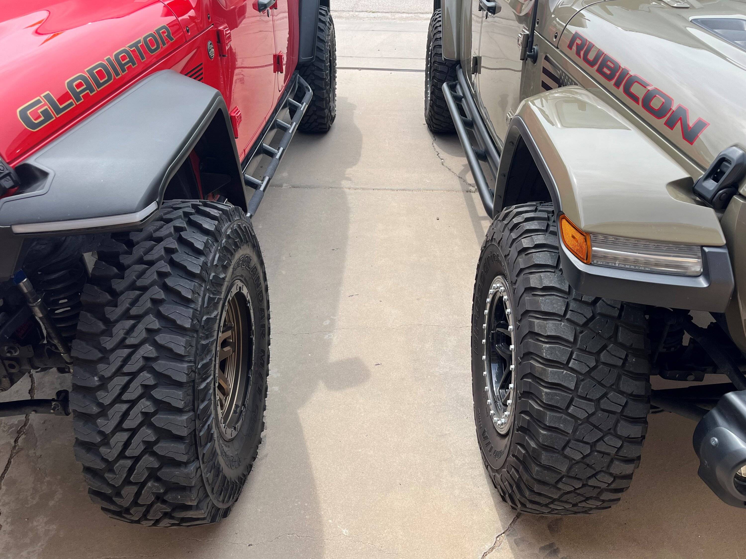 Jeep Gladiator Fender flares IMG_5313.JPG