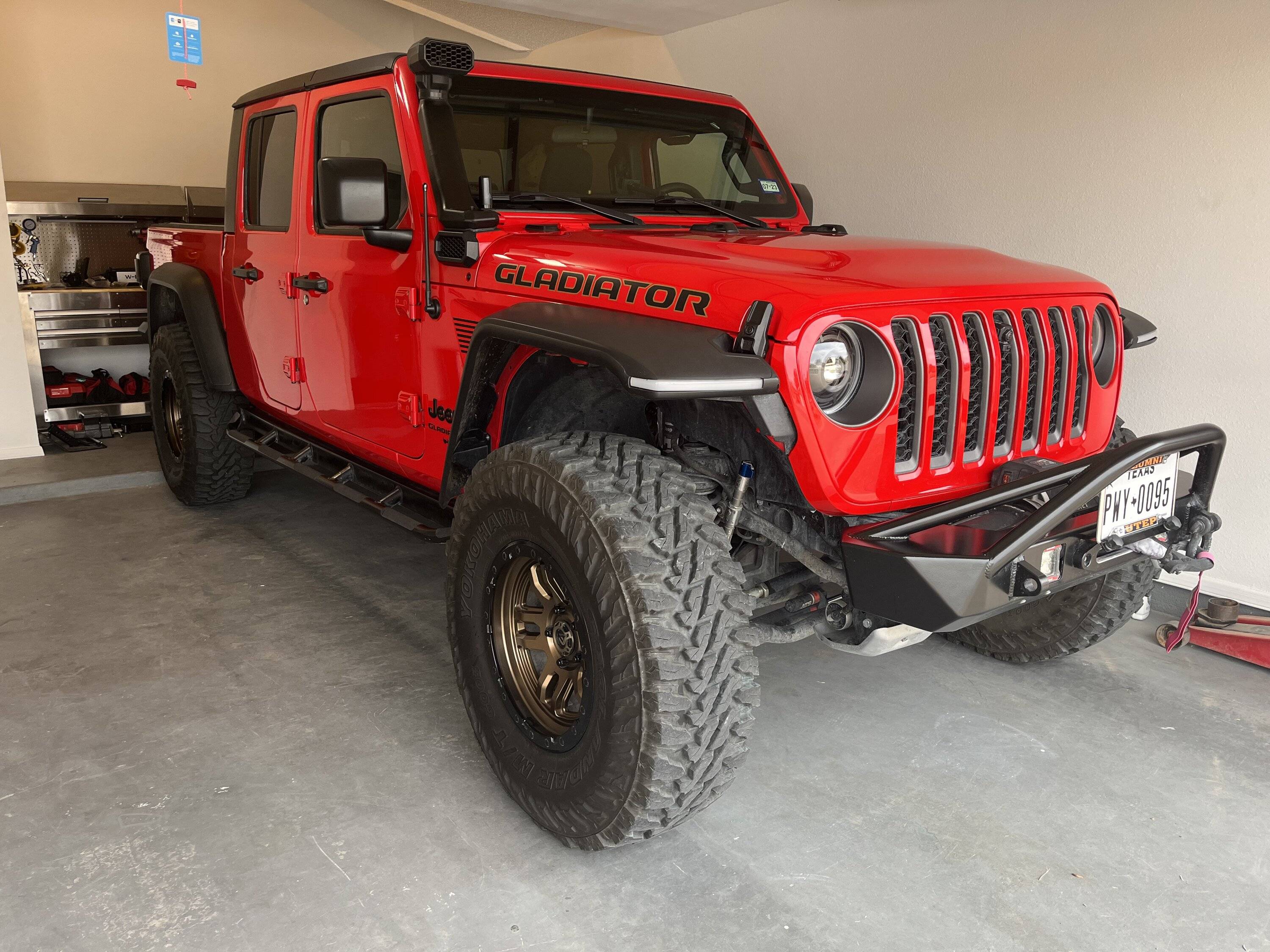 Jeep Gladiator Fender flares IMG_5923.JPG