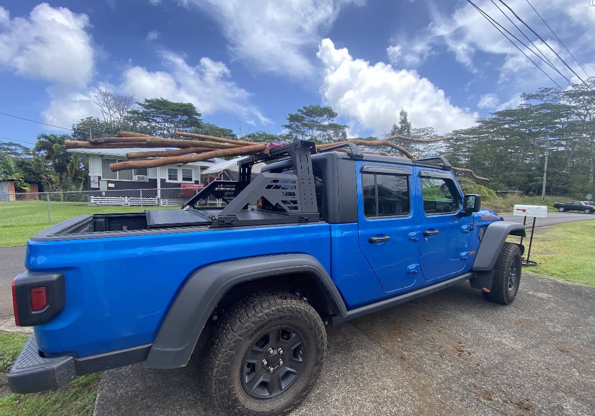 Jeep Gladiator TUWA Pro introduces a new design to Shiprock Mid Rack Collection --  height adjustable version! IMG_3850
