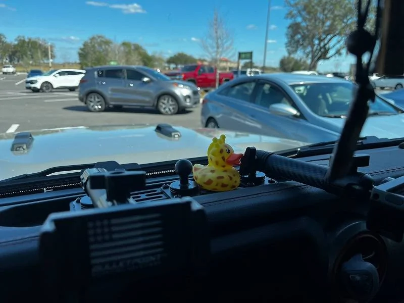 Jeep Gladiator Show me your DUCKS ! IMG_0158