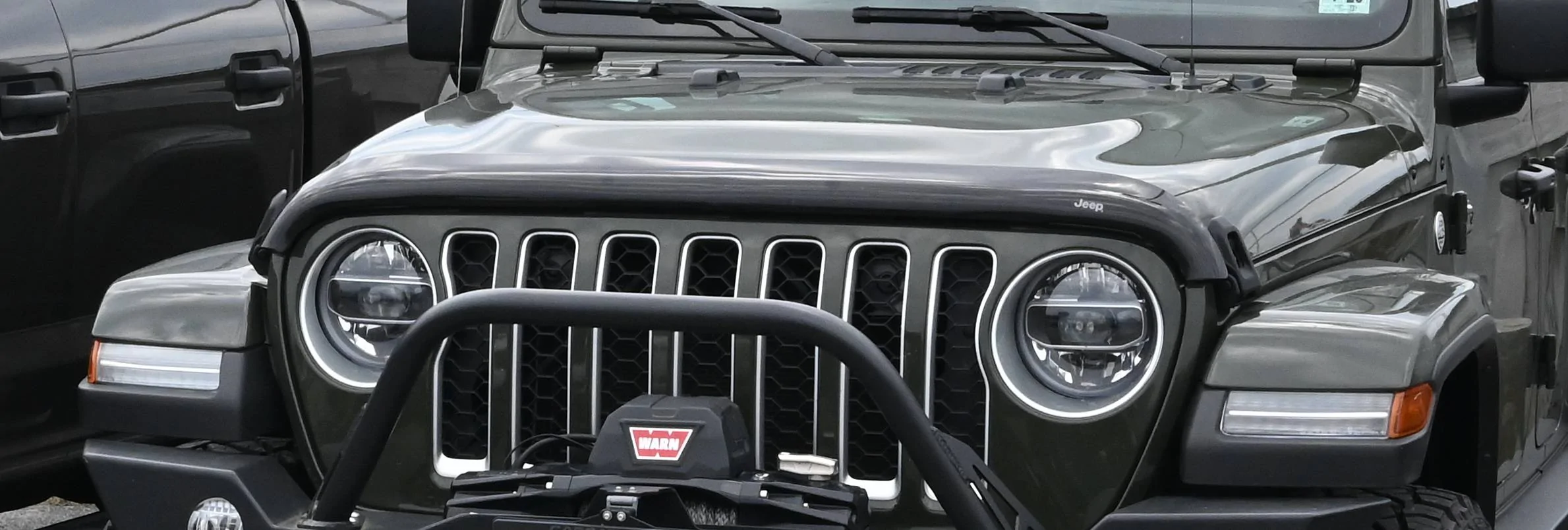 Jeep Gladiator I have been ordered to buy a "bug deflector" Z06_1287A
