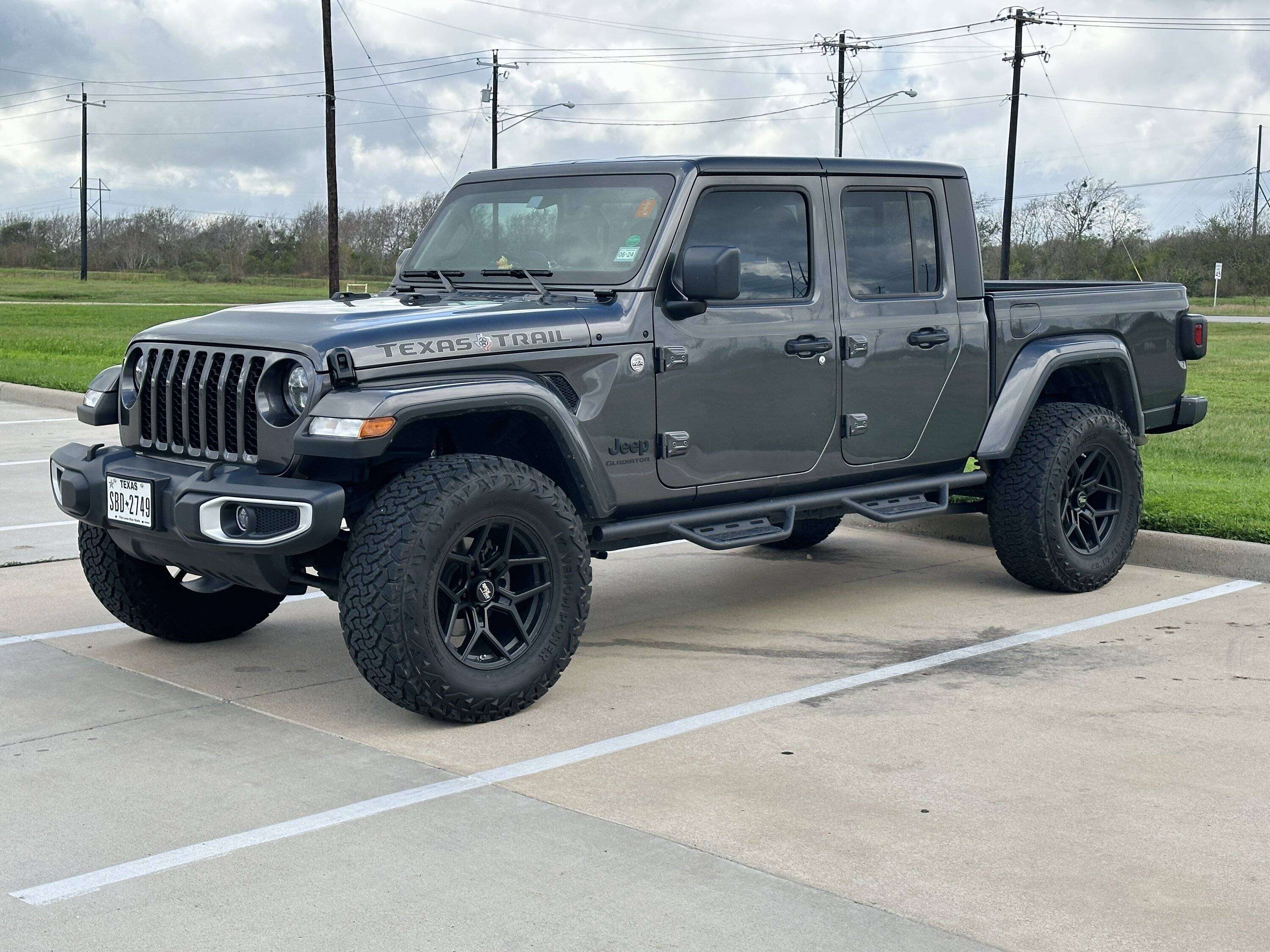 Jeep Gladiator GRANITE CRYSTAL JT Gladiator Club 712CB8D4-6163-4942-96B0-2D55AEE513A6