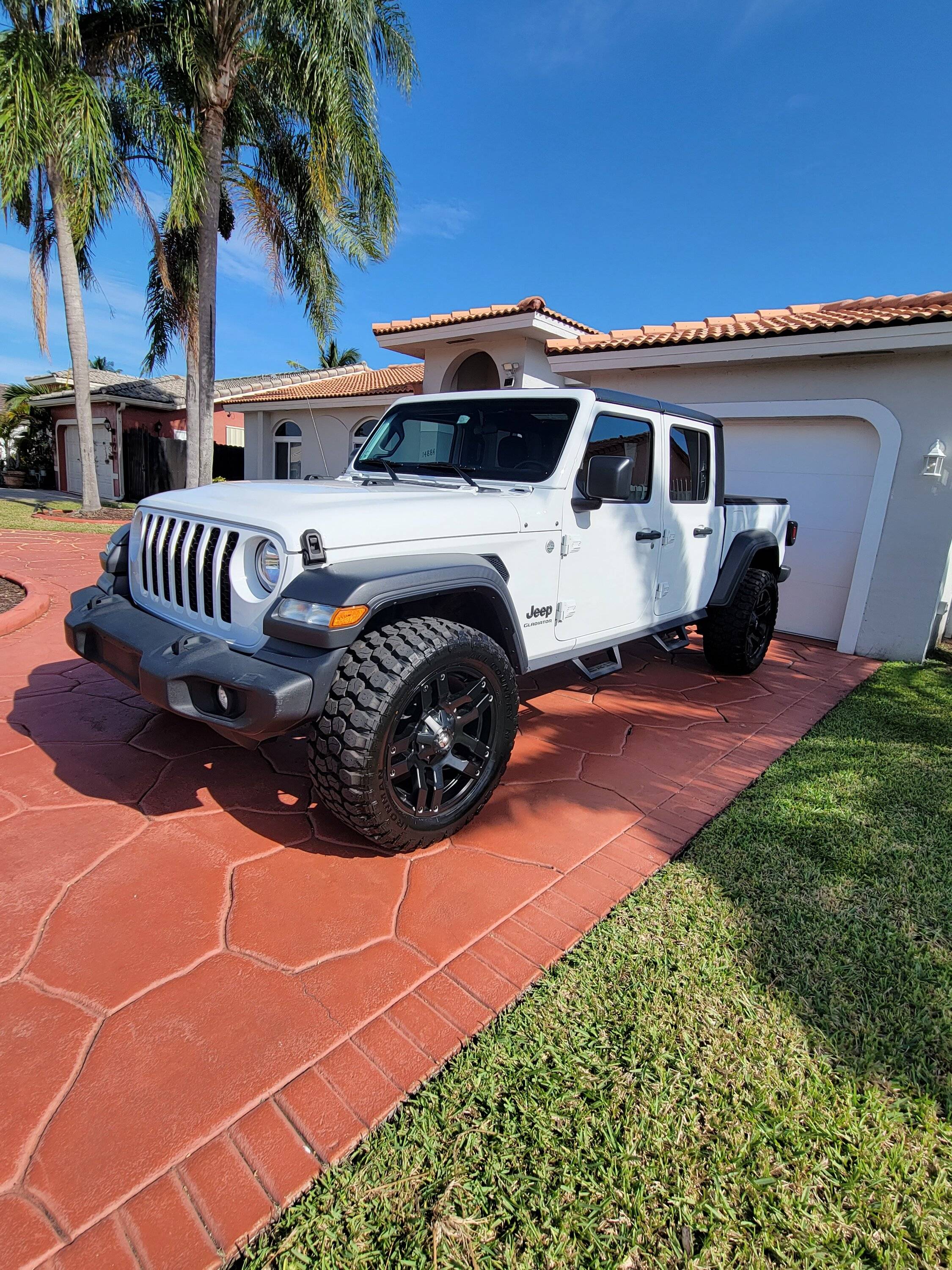 Jeep Gladiator Tires 20220418_164213