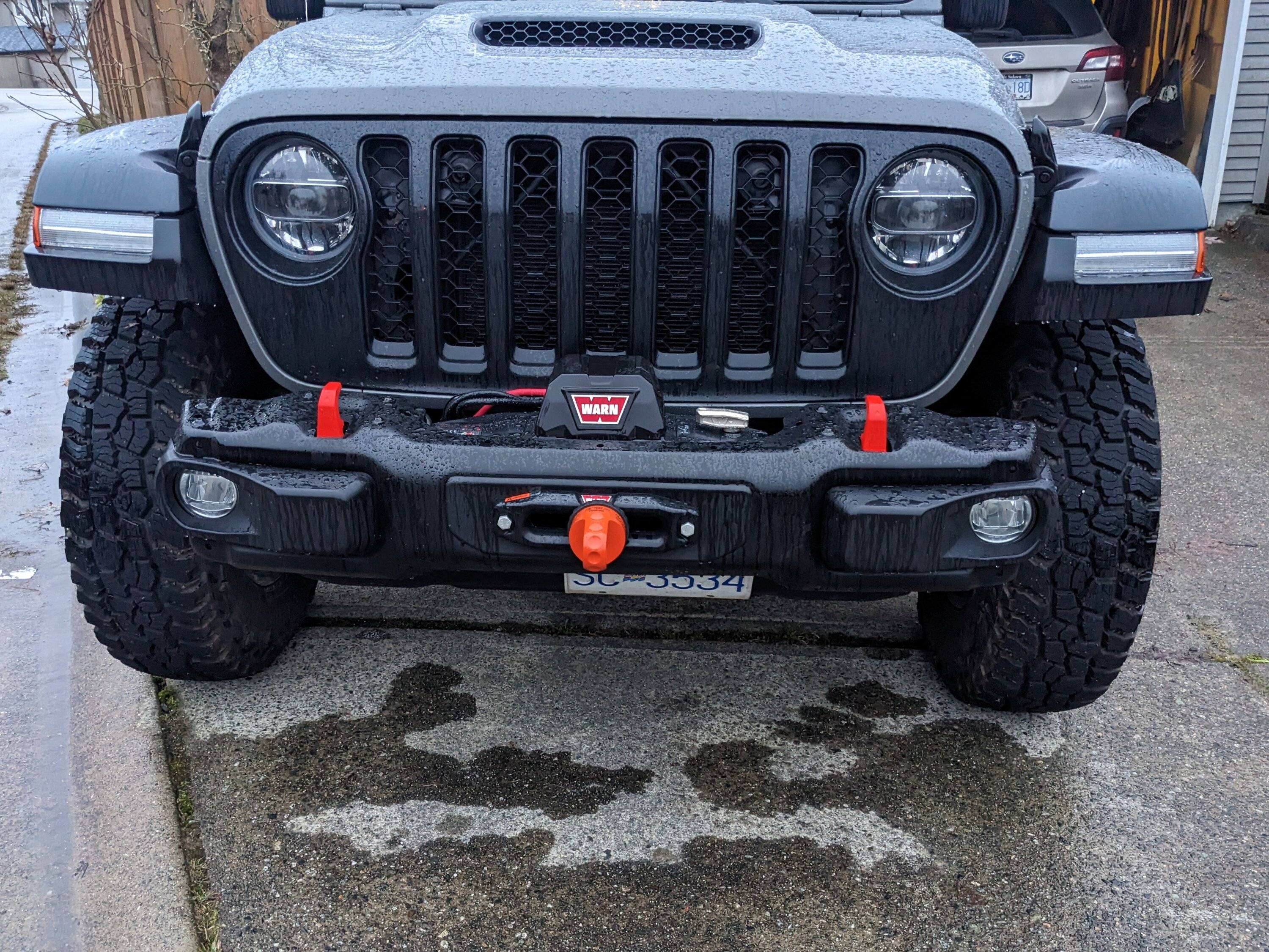 Jeep Gladiator Ebay Steel bumber for 2022 Gladiator.  What's the catch? PXL_20230217_012615617~2