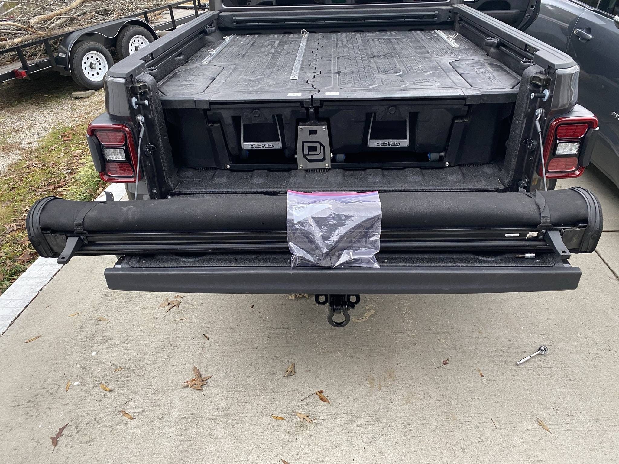 Jeep Gladiator Decked System - Pros and Cons FC394667-787B-4539-B06A-26E631207CAA