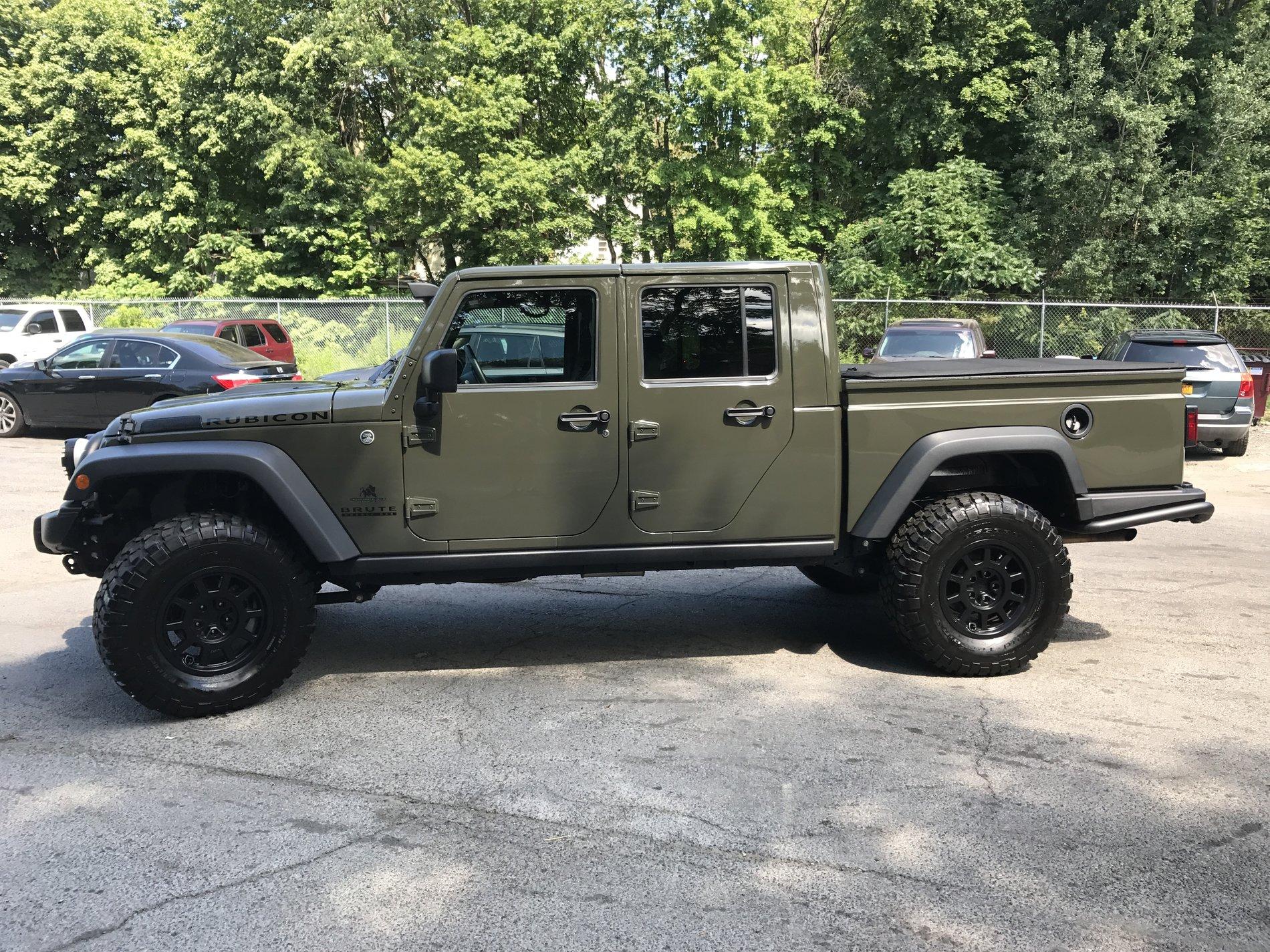 Jeep Gladiator [Updated] 2020 Gladiator Colors Revealed! Gobi, Hydro Blue, Gator Coming Soon EBBD7351-5BEE-486B-AF7F-4F3A135689EC