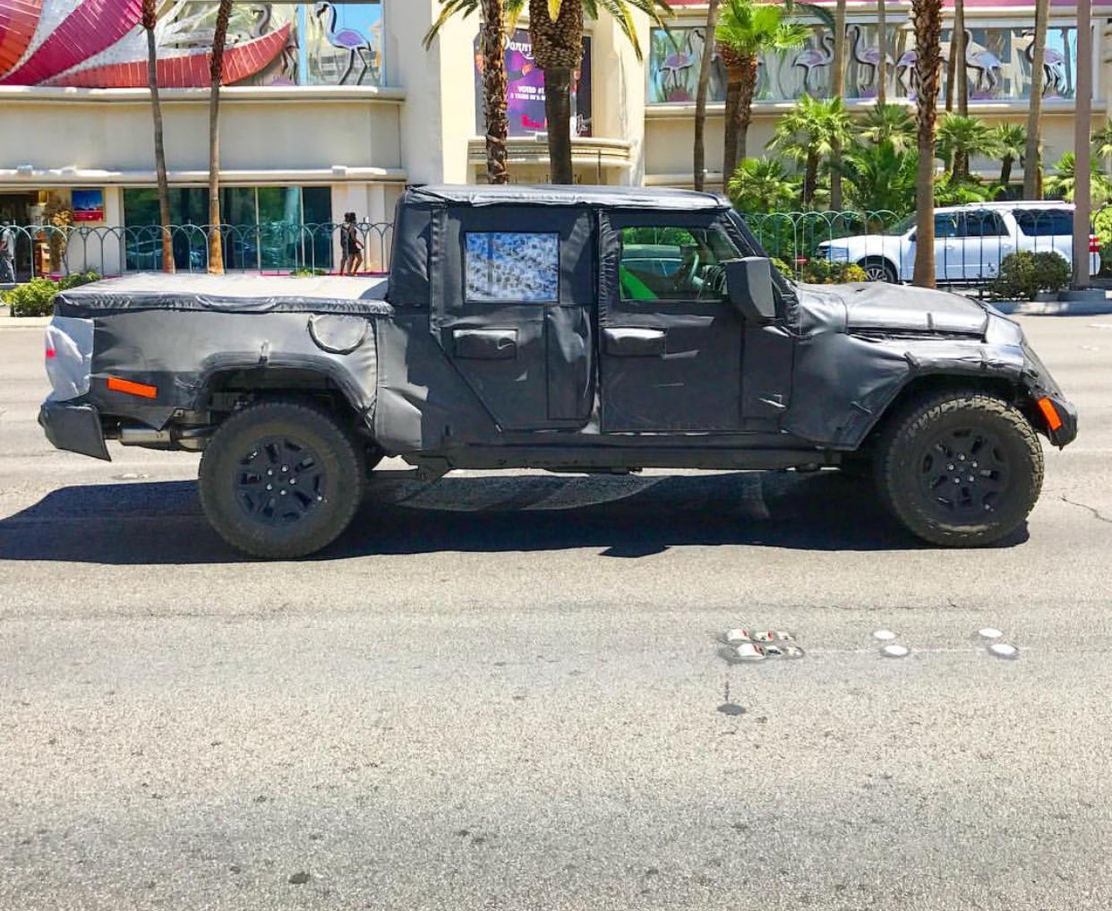 Jeep Gladiator Jeep Gladiator Pickup Truck (JT) Spy Pics and Videos! 1FD2A6E3-624A-4EC9-9AB2-5C9B7874F6D1