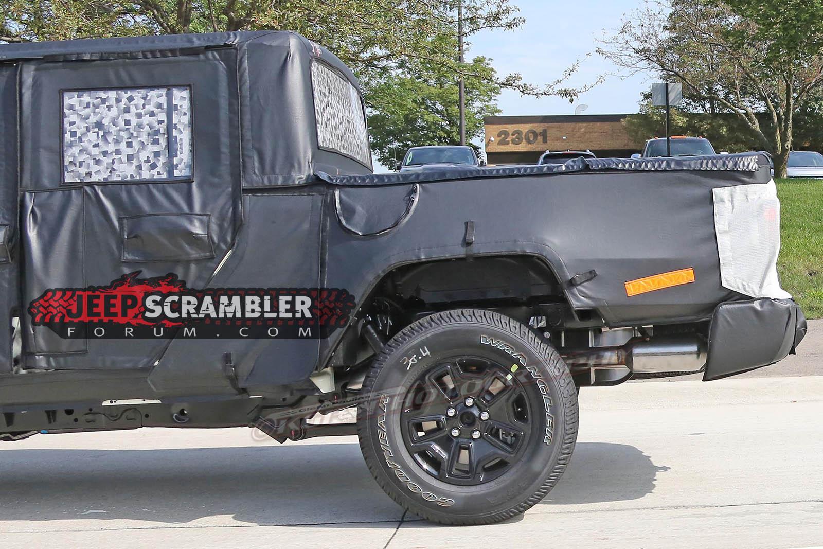 Jeep Gladiator Jeep Gladiator JT Pickup (3.0L Diesel) Underbody Shows Ram 1500 Inspired Suspension Jeep-Scrambler-JT-Pickup-underbody.g07