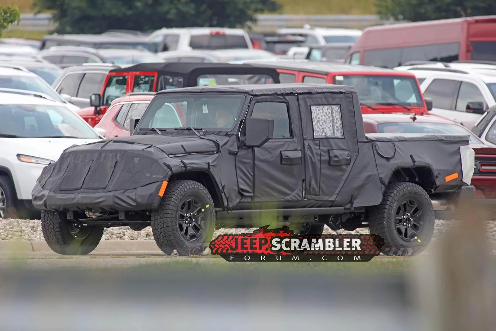 Jeep Gladiator Jeep Gladiator JT Pickup (3.0L Diesel) Underbody Shows Ram 1500 Inspired Suspension Jeep-Scrambler-JT-Pickup-underbody.g10