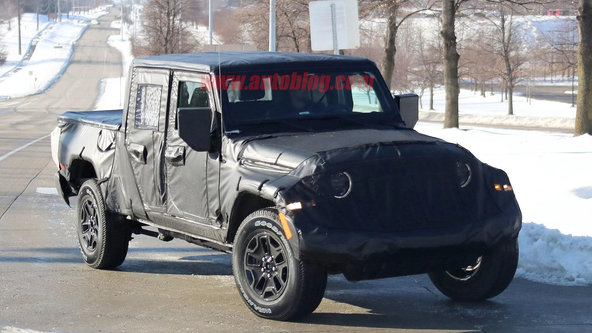 Jeep Gladiator Jeep Gladiator Pickup Truck (JT) Spy Pics and Videos! scrambler-005-copy-1