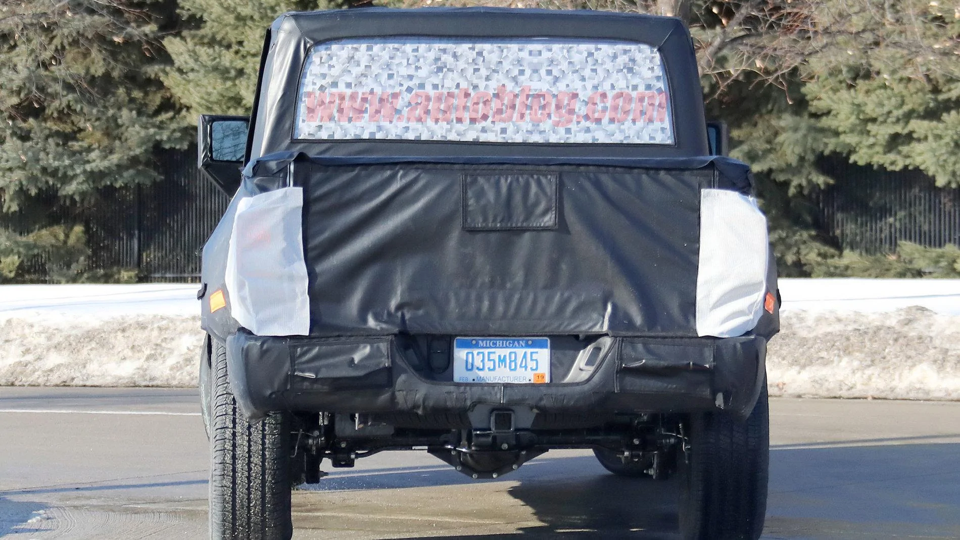 Jeep Gladiator Jeep Gladiator Pickup Truck (JT) Spy Pics and Videos! scrambler-013-copy-1