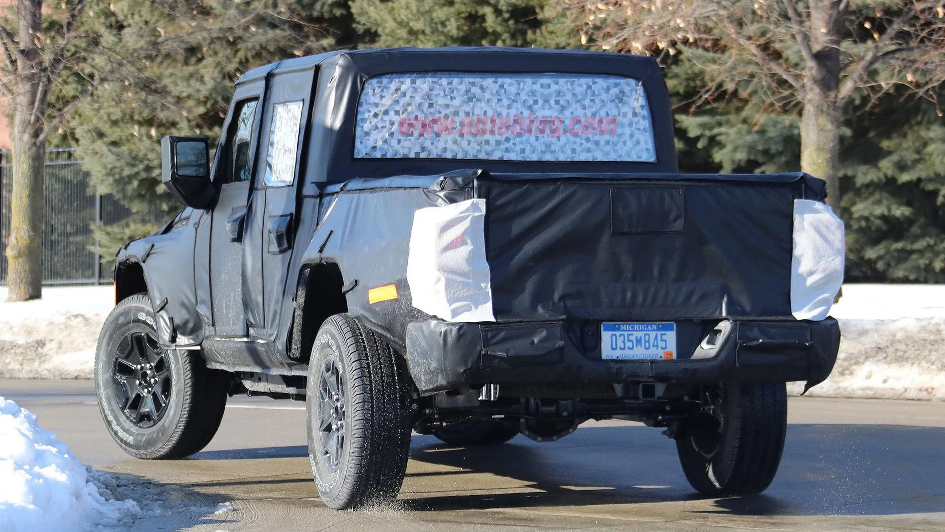 Jeep Gladiator Jeep Gladiator Pickup Truck (JT) Spy Pics and Videos! scrambler-015-copy-1
