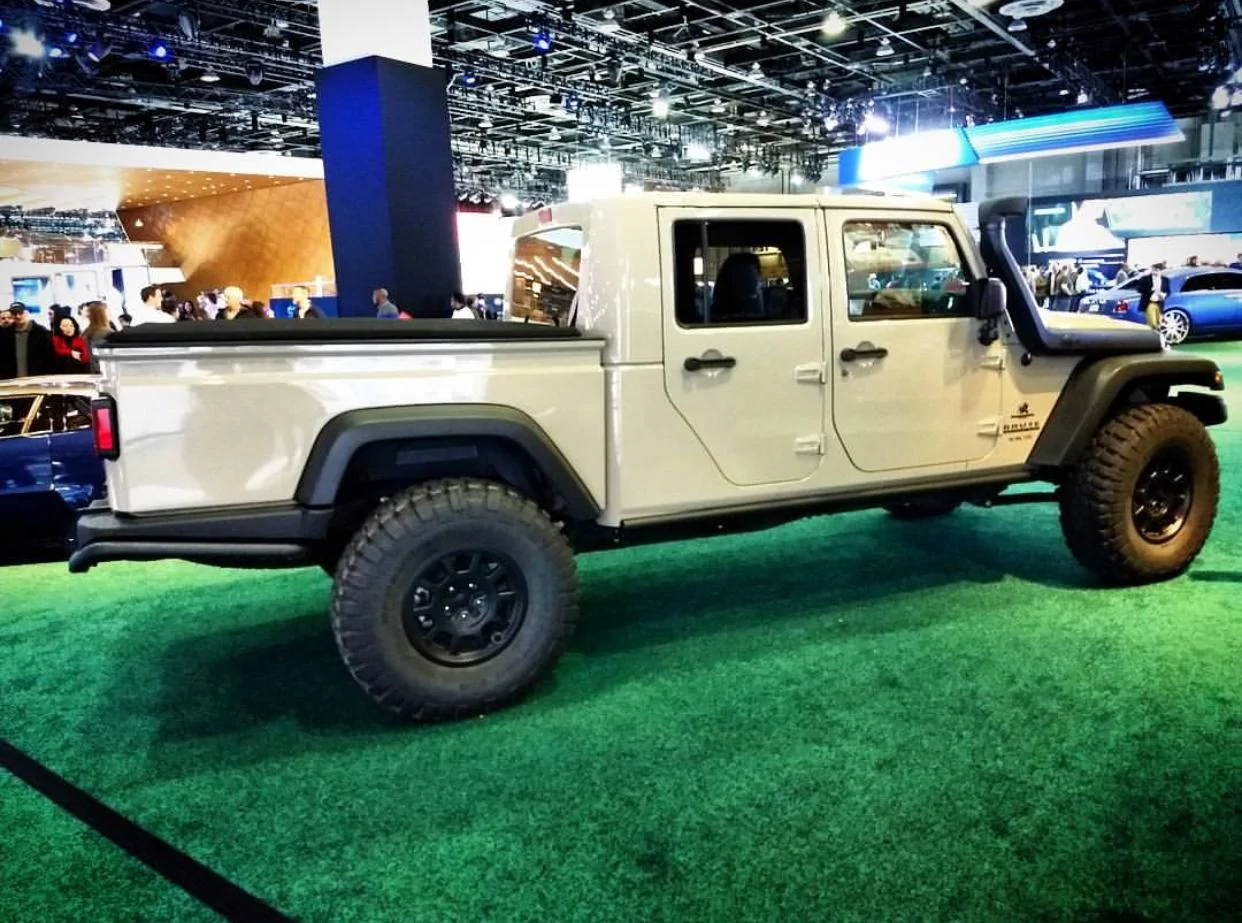 Jeep Gladiator Jeep Gladiator Pickup Truck (JT) Spy Pics and Videos! B53CE4FE-E88A-47F9-9760-834A8EE84100