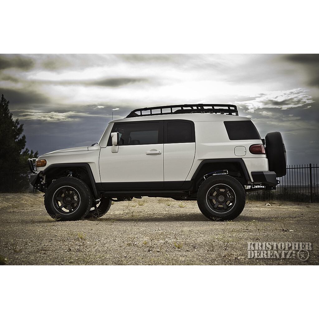Jeep Gladiator First JT Images! 11375314_643089189160598_473152252_n