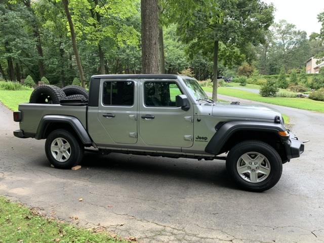 Jeep Gladiator Why are the stock wheels so bad? 573BA1B1-6D85-4804-9D76-AB591AA9B65A