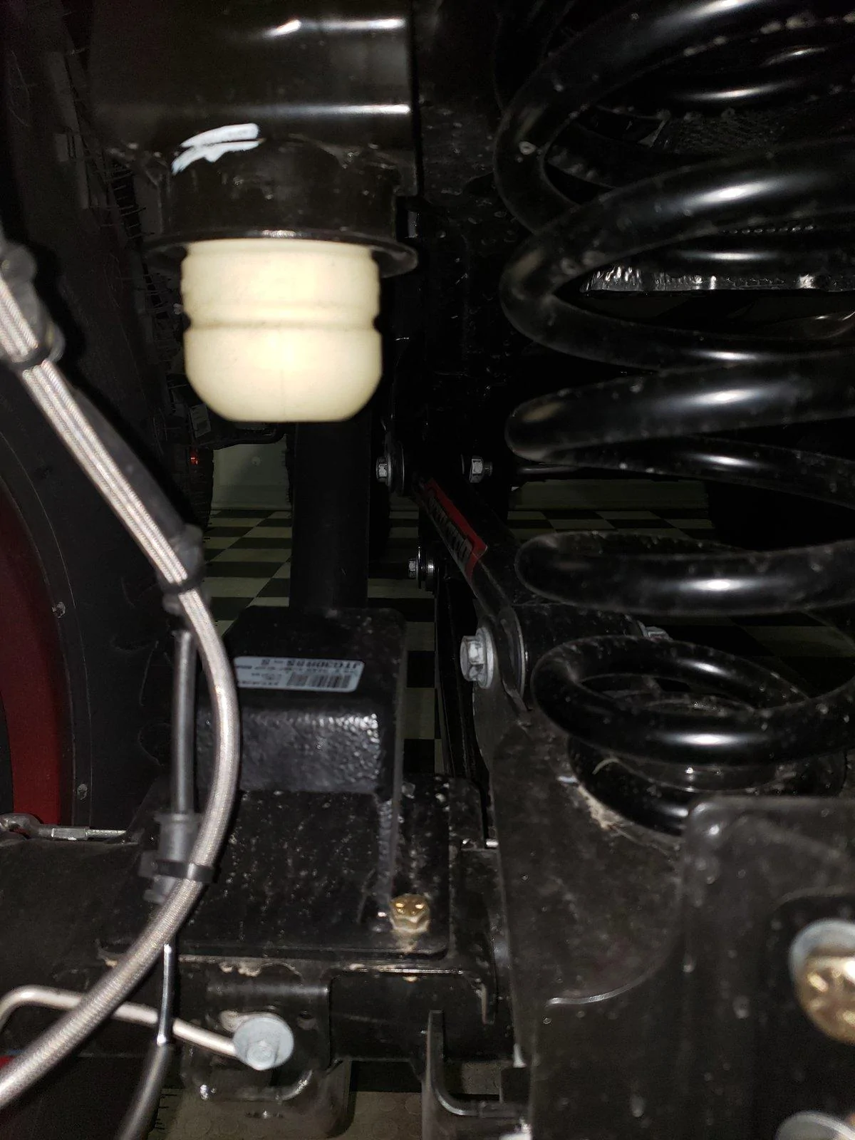 Jeep Gladiator Request: Photo of rear bump stops 20190828_090111