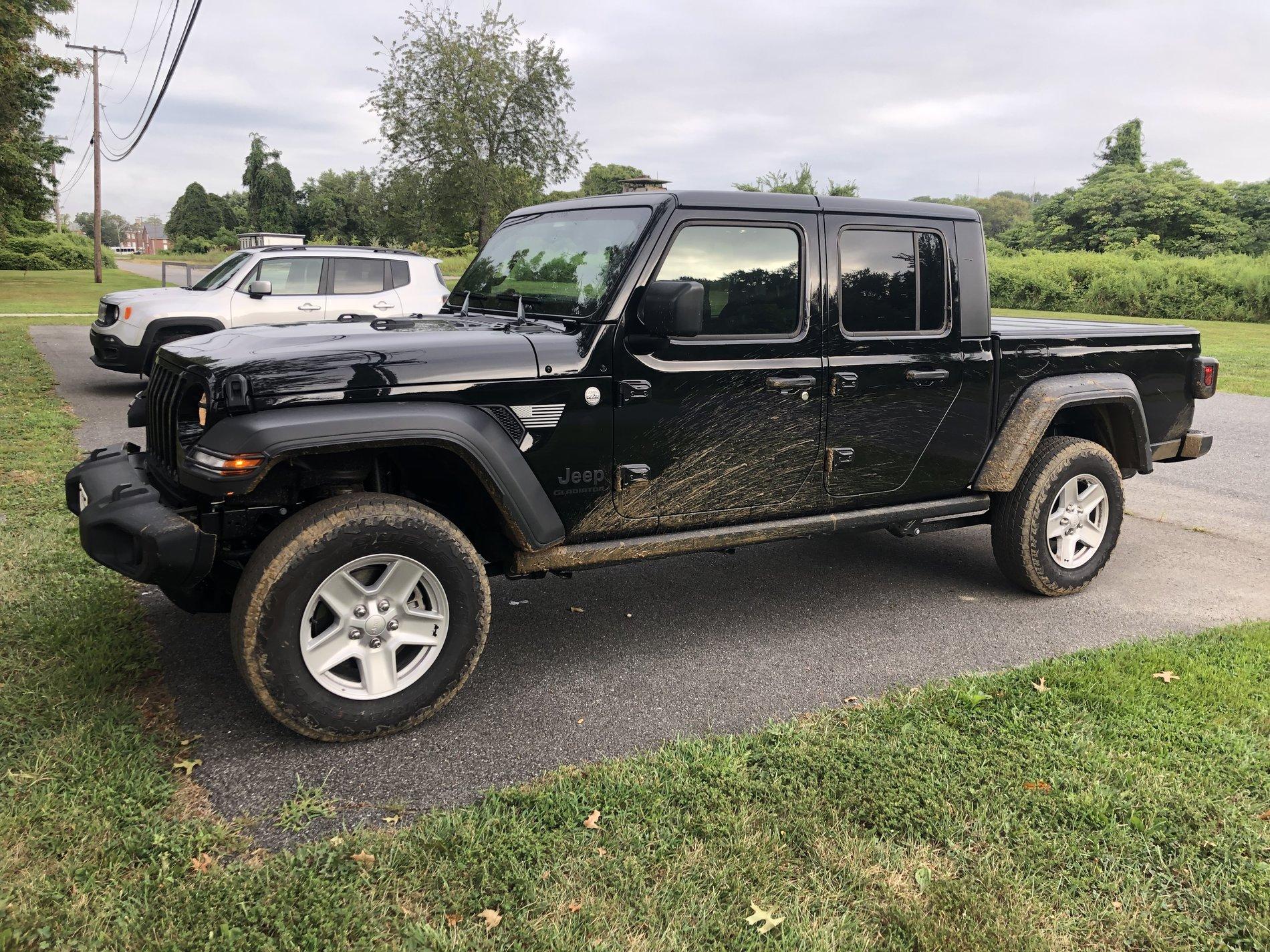 Jeep Gladiator Why do owners never take doors/tops off or go off-road? 78DD7BED-213D-43C0-9CC6-5AD6939FD24D
