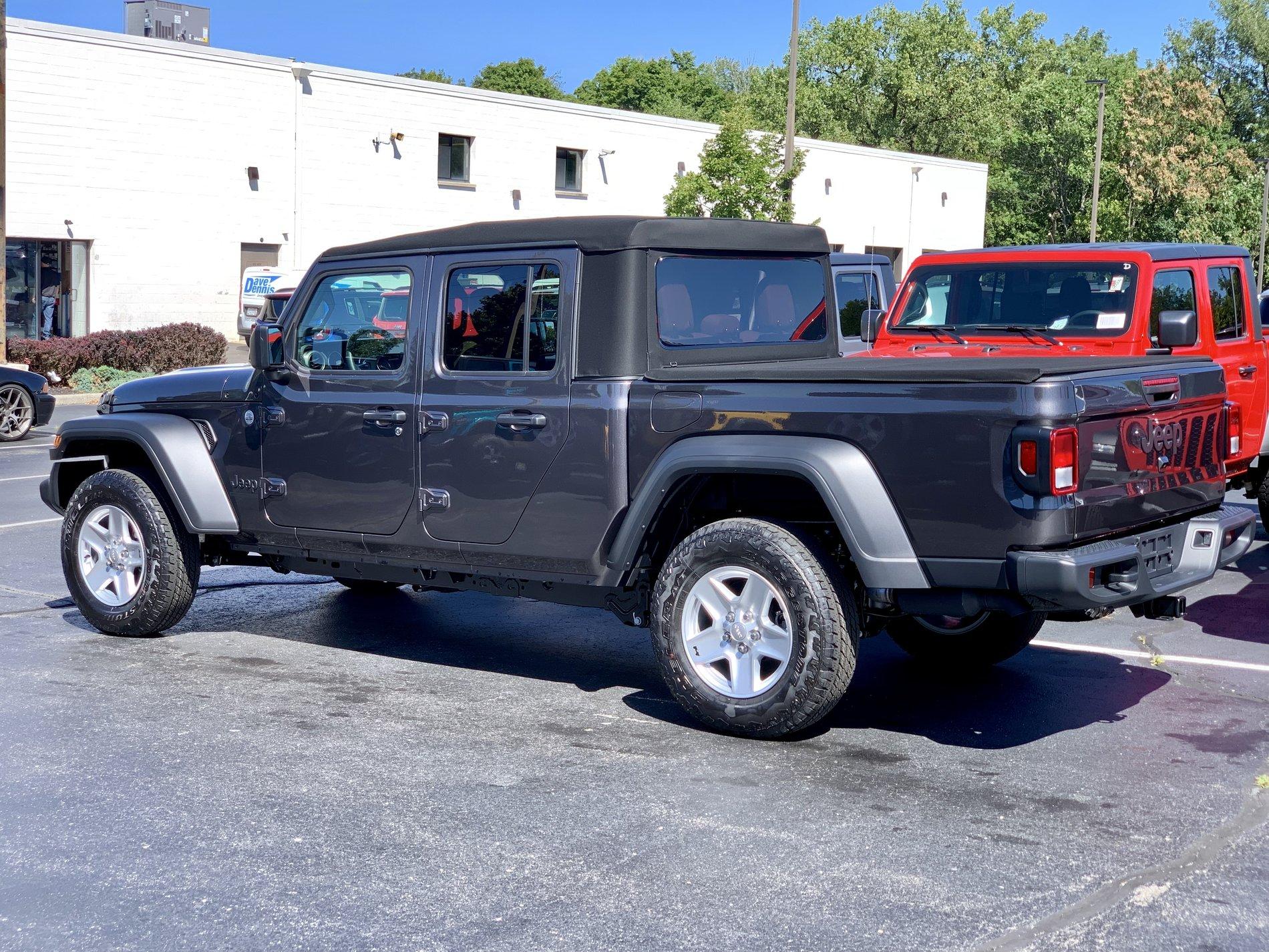Jeep Gladiator Manual Transmission Club fullsizeoutput_dab