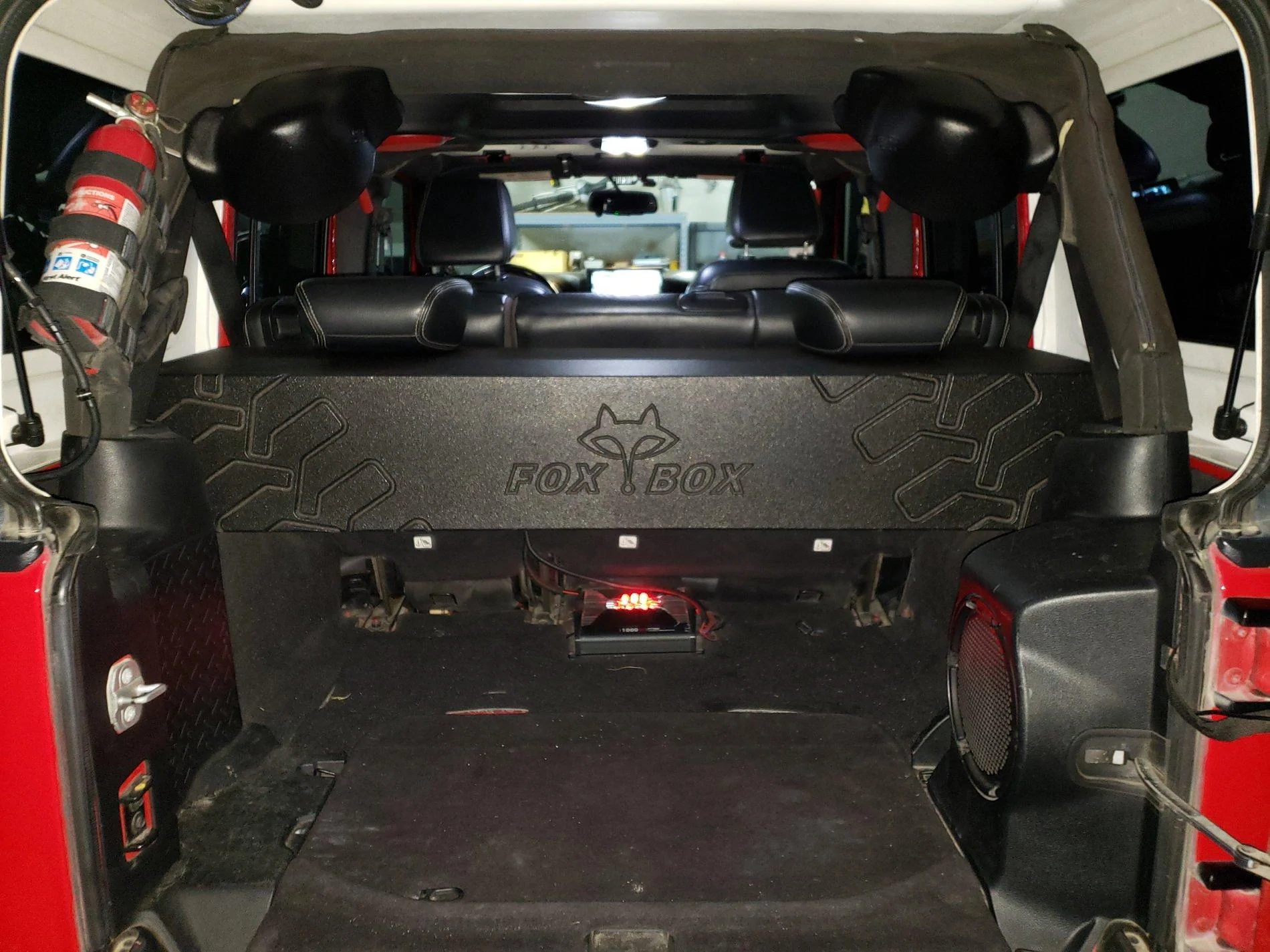 Jeep Gladiator Subwoofer under rear seat?? 20190303_185109