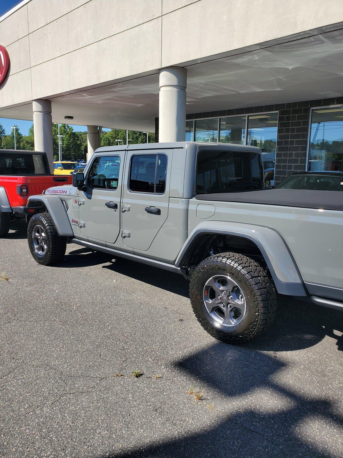 Jeep Gladiator Sting grey owners (future) check in 20190830_102334
