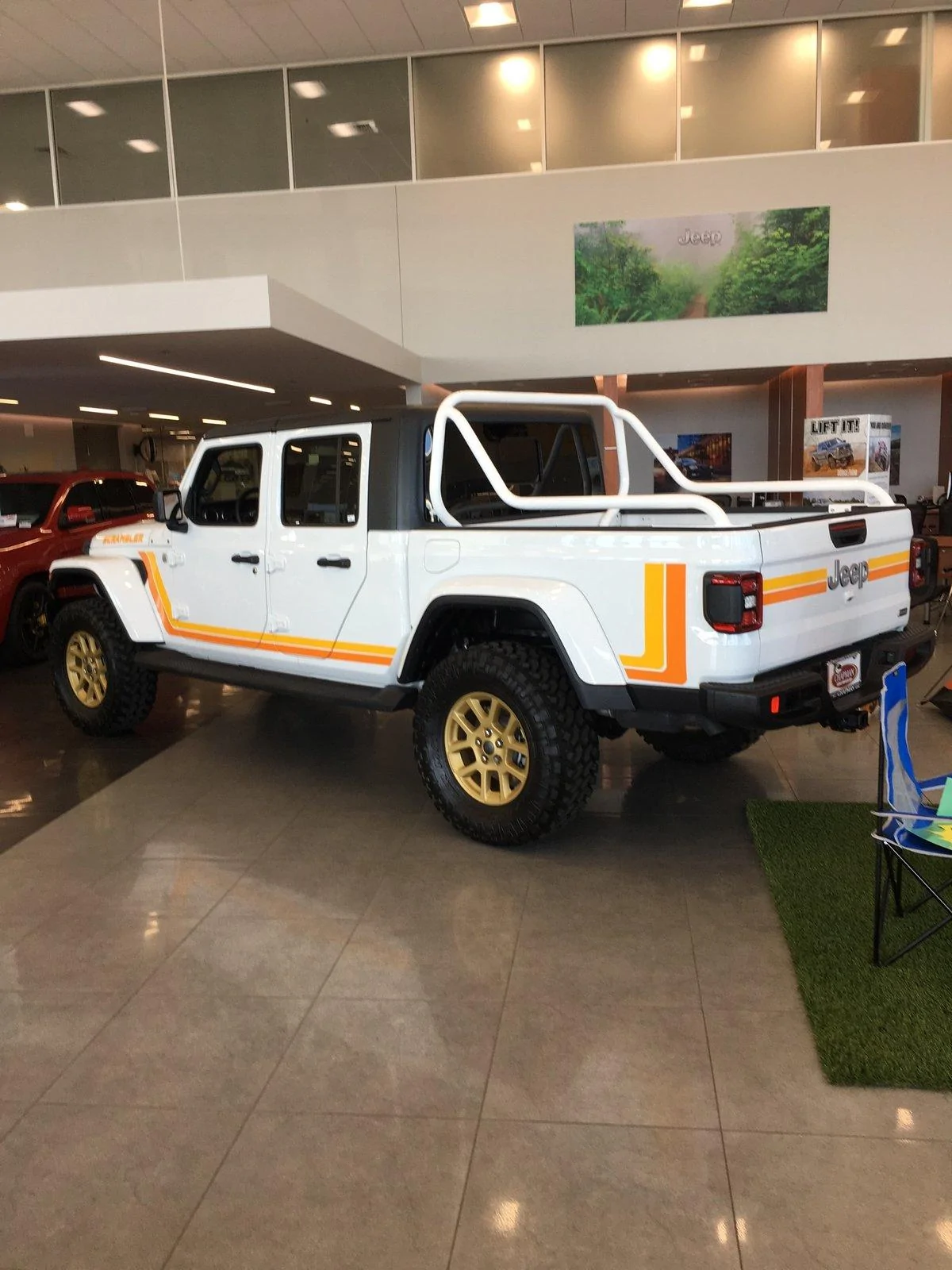 Jeep Gladiator I want this roll bar! IMG_63741