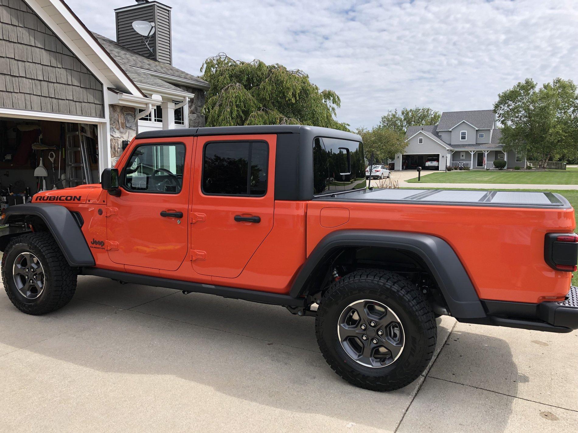 Jeep Gladiator PUNK'N Gladiator JT Club 4A532B70-B7BE-47E0-B919-6DC9CC35B0C3