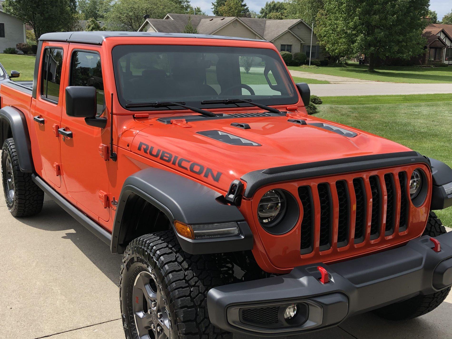 Jeep Gladiator PUNK'N Gladiator JT Club 05D54A57-6026-4691-AD58-2F375D245AAD