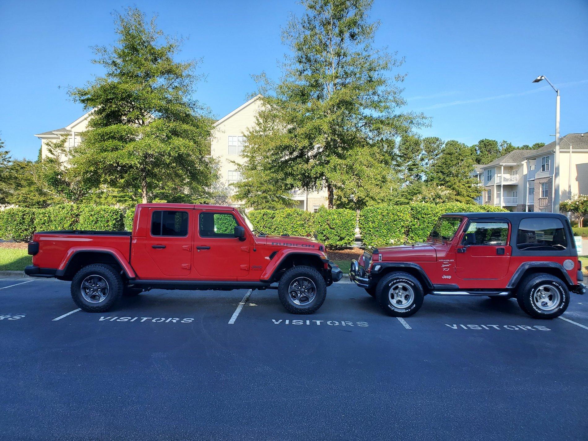 Jeep Gladiator Took Delivery of Your JT? Sign in Here! 20190828_084305