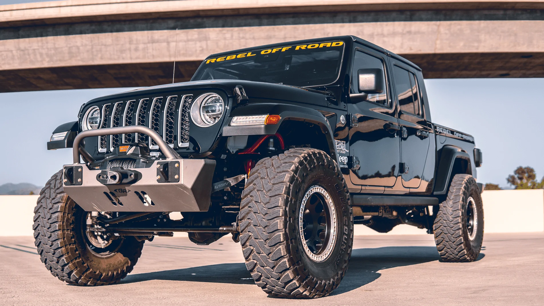 Jeep Gladiator Our 10% Off Labor Day Sale Is Back | Recon Gladiator Kits E_G06682