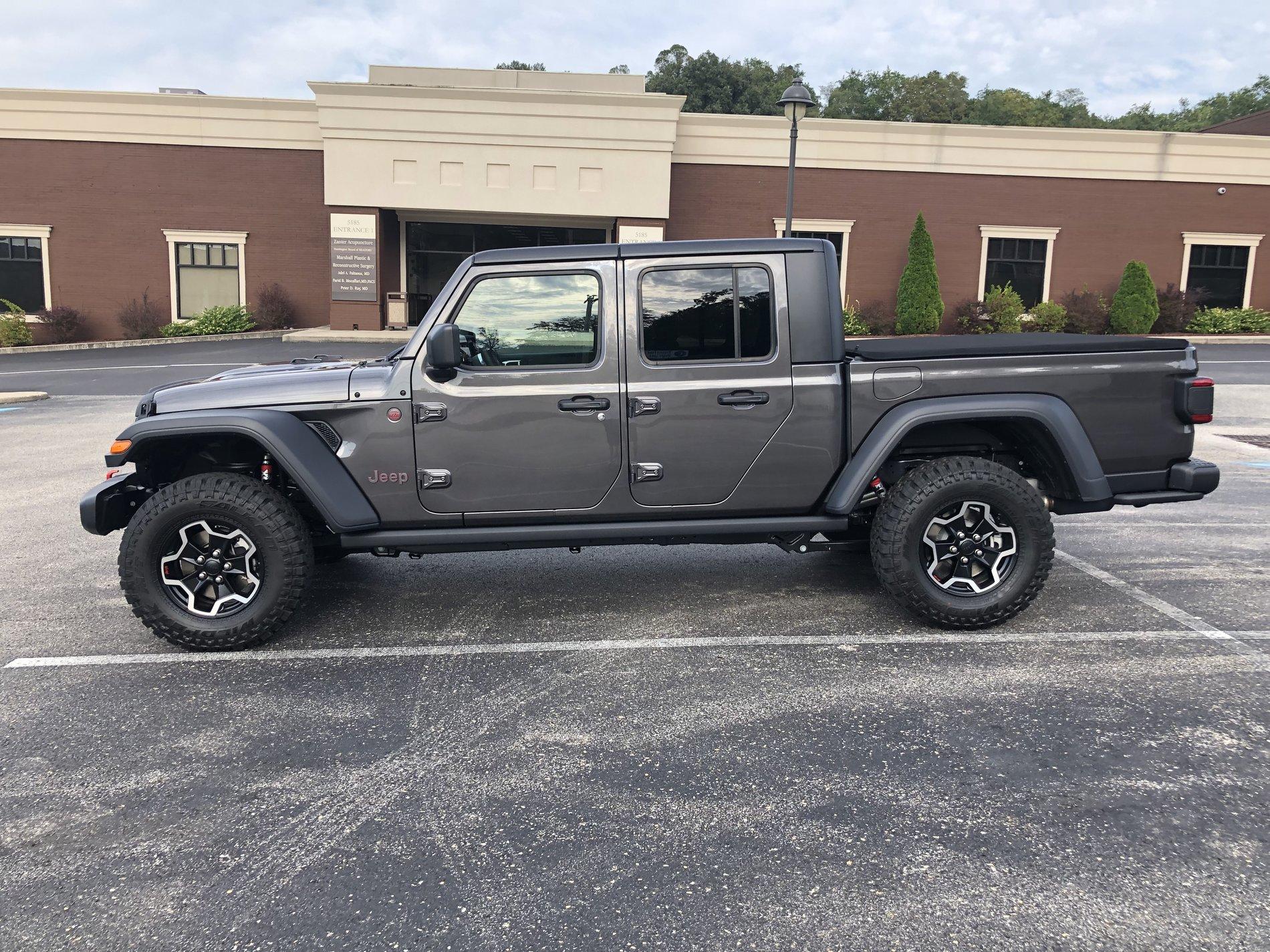 Jeep Gladiator GRANITE CRYSTAL JT Gladiator Club IMG_4593