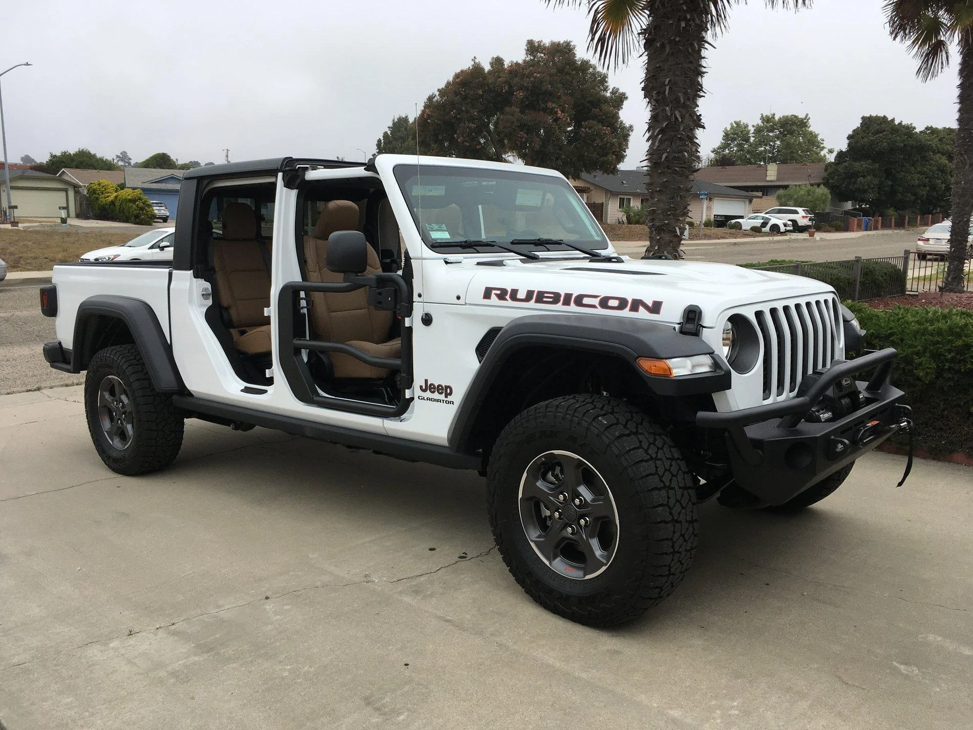Jeep Gladiator BRIGHT WHITE Gladiator JT Club doors off front tubedoor with ht