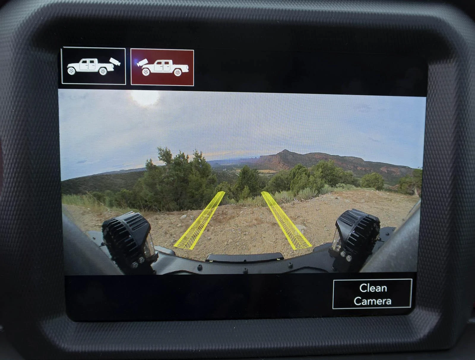 Jeep Gladiator Off Road Lights front cam