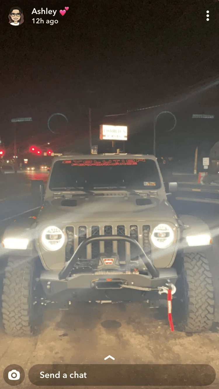 Jeep Gladiator STING GRAY Gladiator JT Club CFBFB4F8-572F-4126-AB6B-1B1B108B6BD3