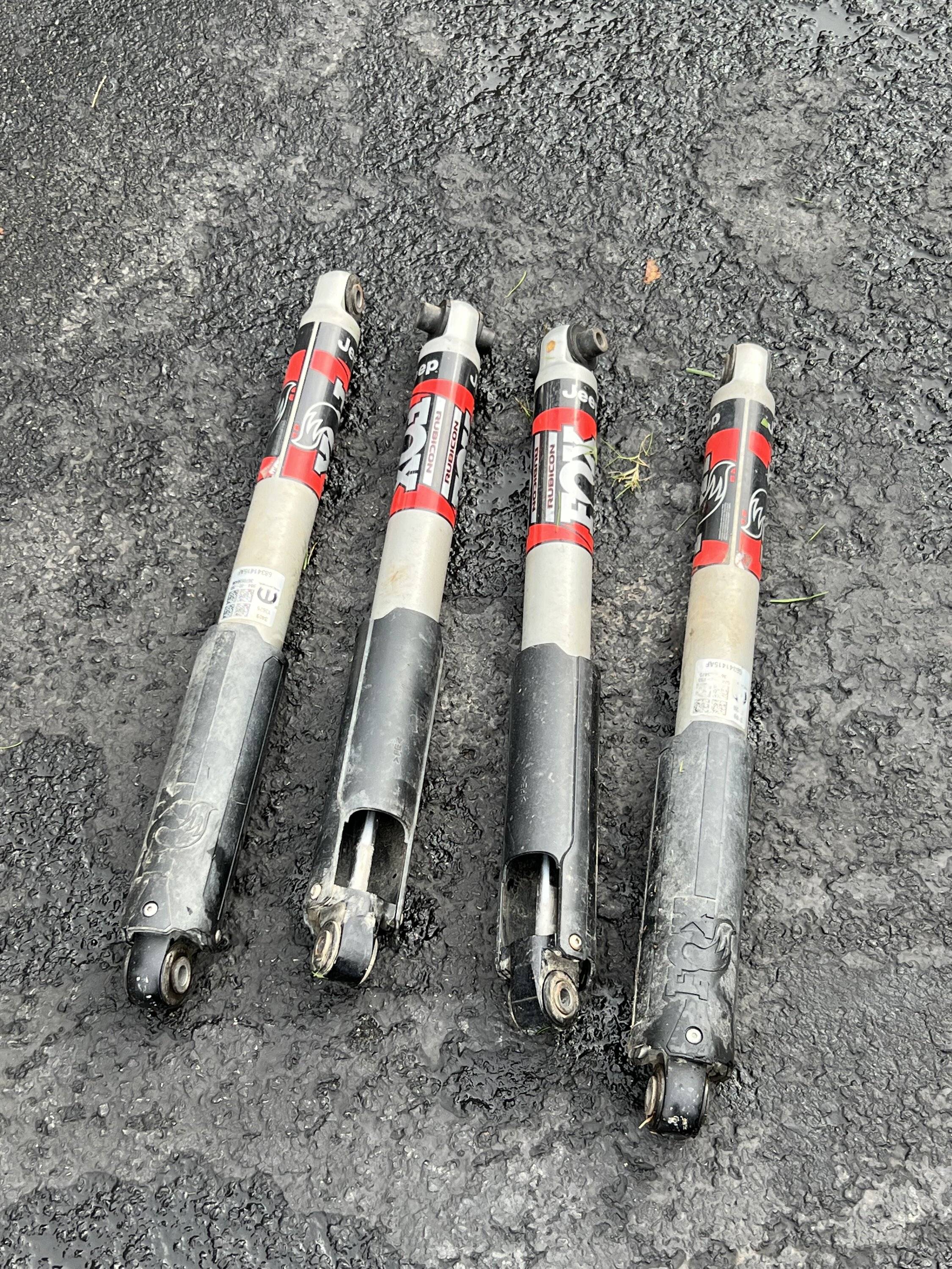 Jeep Gladiator OEM Rubicon springs with towing package 70714FE0-90AB-45CA-A769-D3B5641A4282