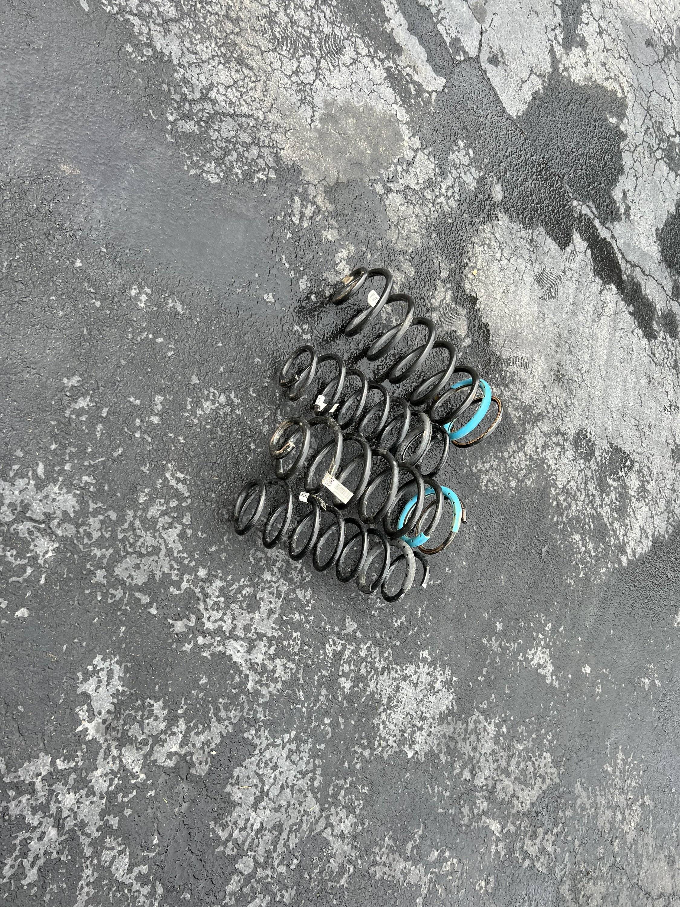 Jeep Gladiator OEM Rubicon springs with towing package E4FBF899-B2BA-4001-8D6D-D43F758AB18B