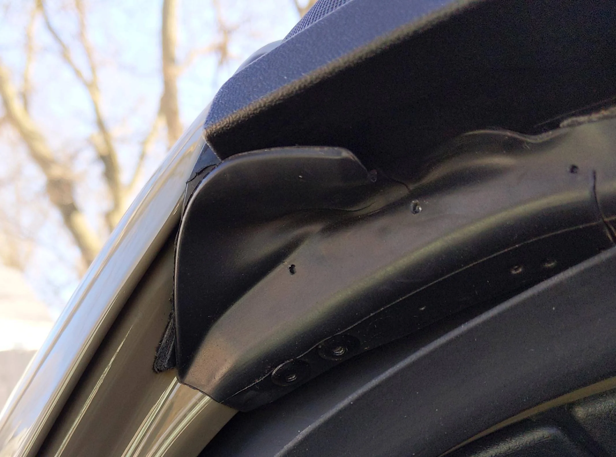 Jeep Gladiator A-Pillar Water Drip (TSB 23-041-21 REV. A) a pillar drip fix 2