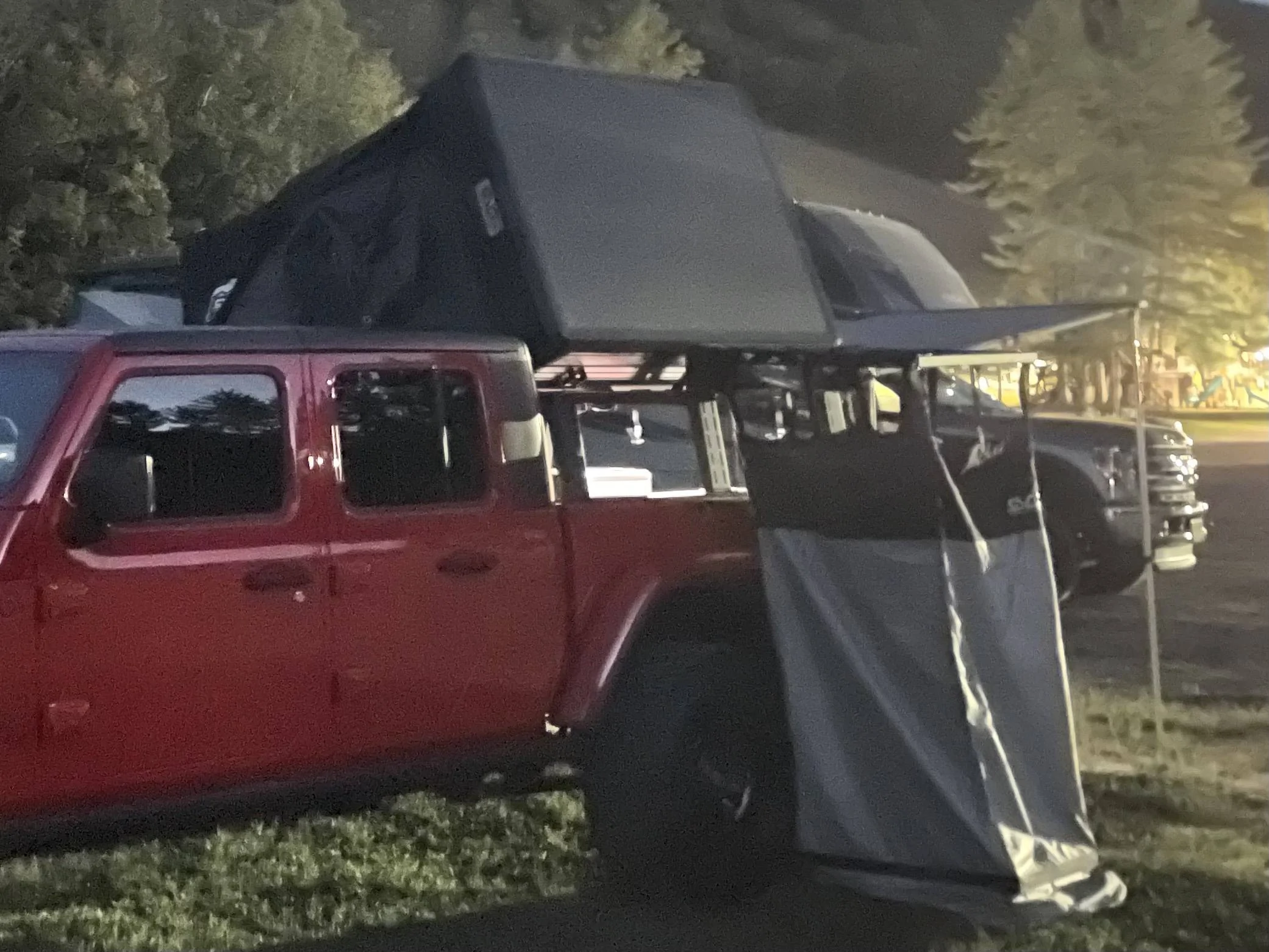 Jeep Gladiator Full CVT Roof Top Tent Set Up For Sale $3,400 9E5FA1B0-0A16-412C-A53E-D479CF02B915