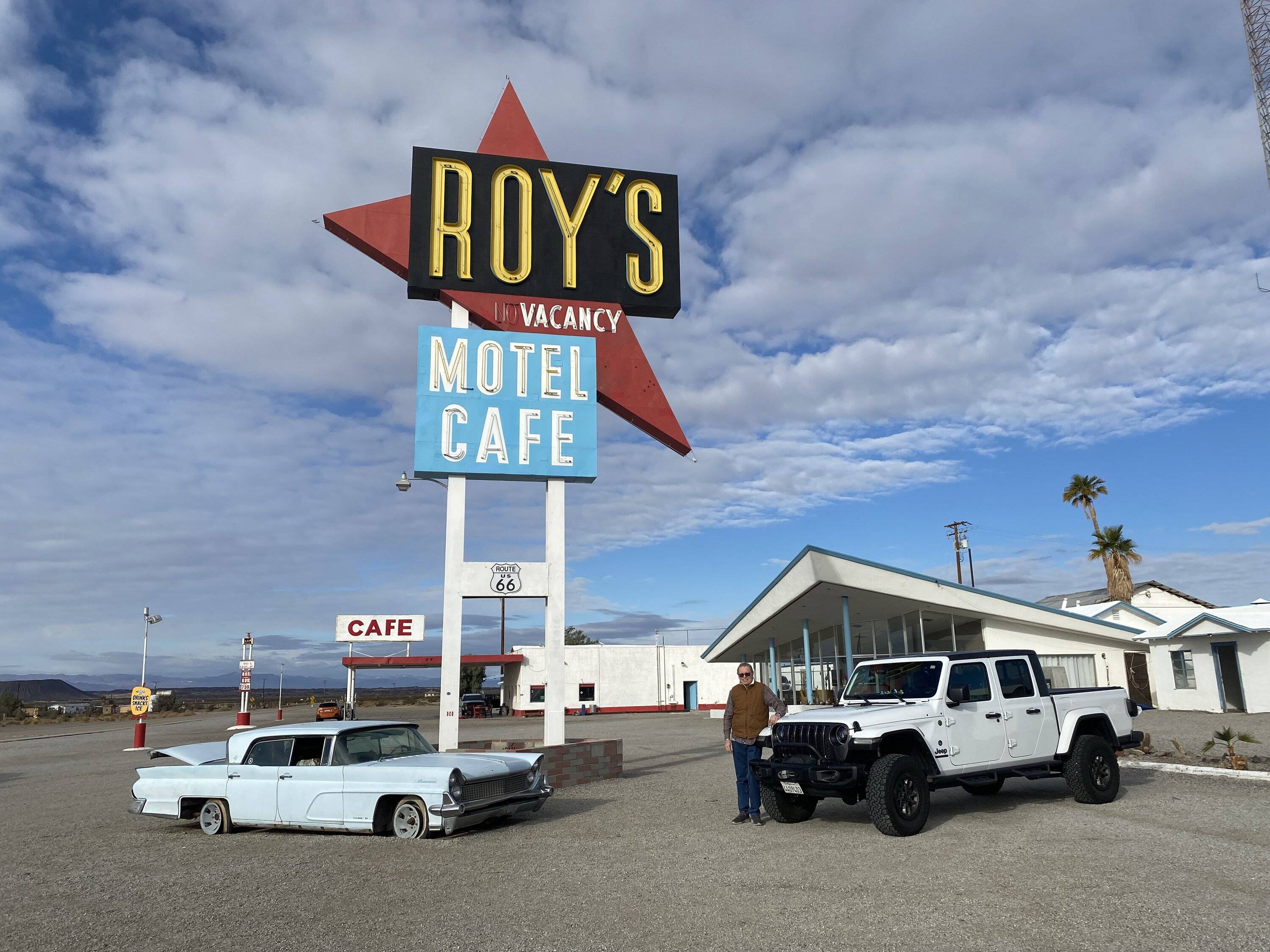 Jeep Gladiator Mojave Desert Amboy IMG_7337.JPG