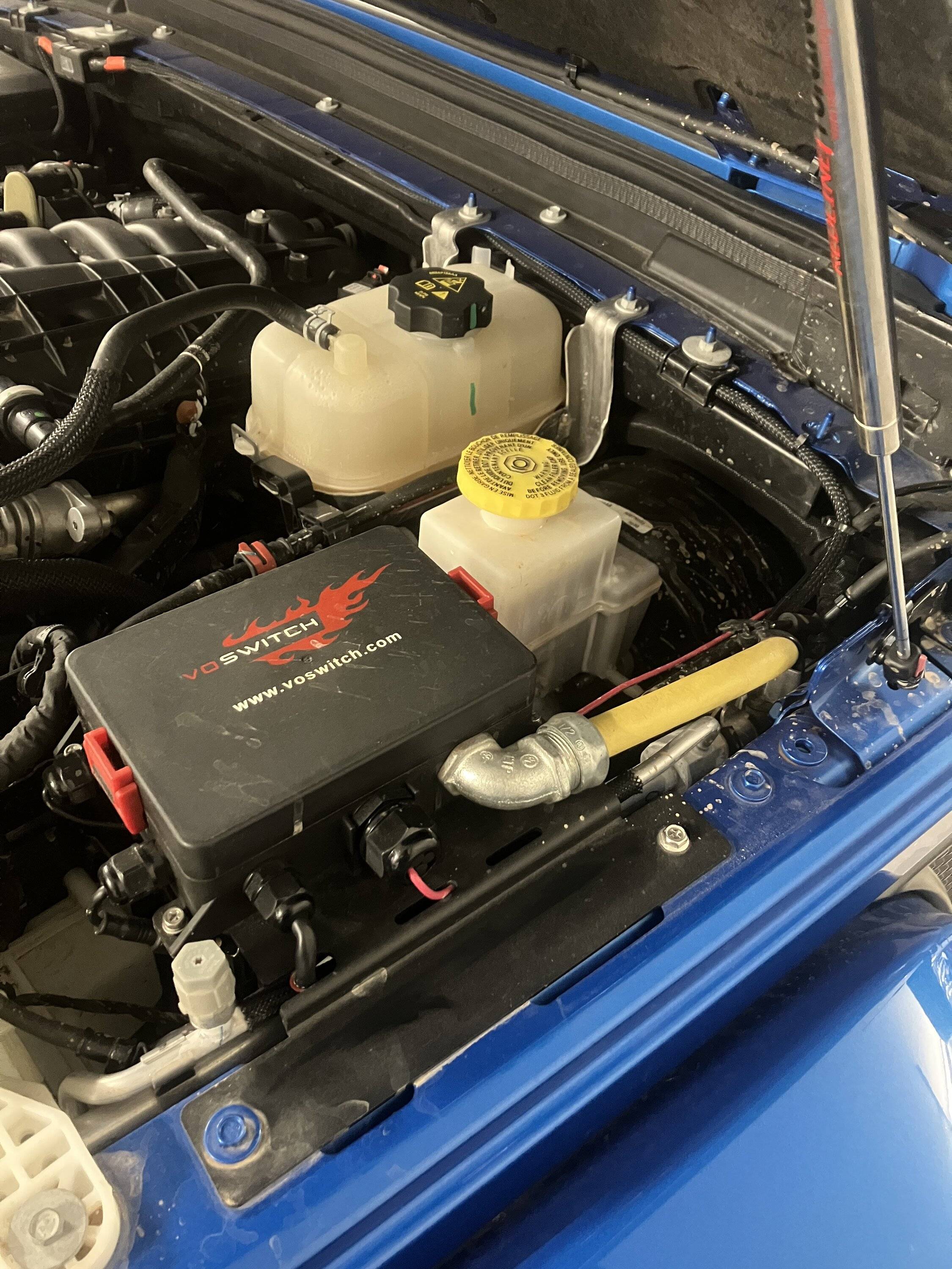 Jeep Gladiator Switch panel in bed for accessories - what's your setup? 1F45F93B-04DF-41B2-868E-3834FDD53985