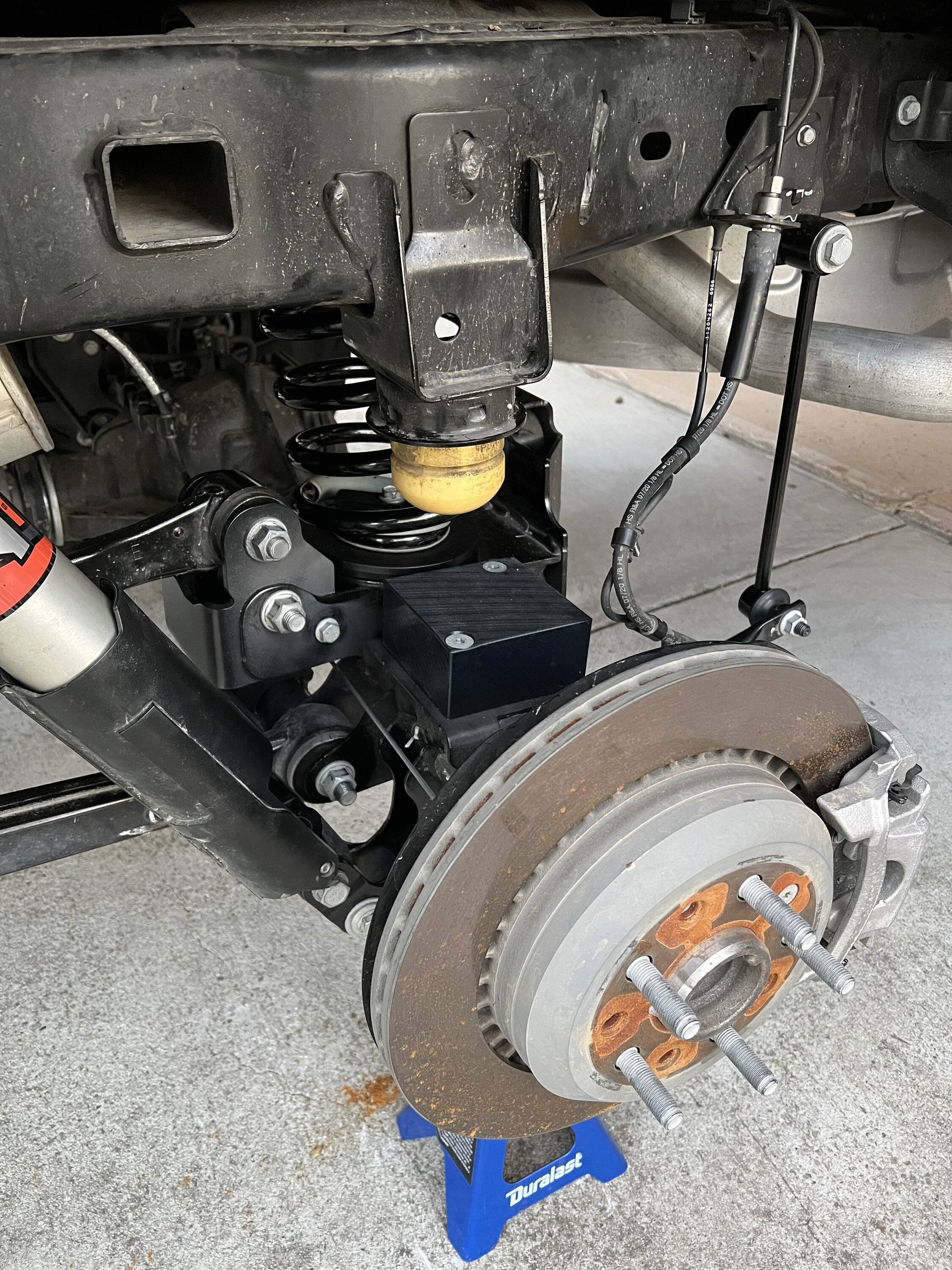 Jeep Gladiator Mojave 2.5 Frankenlift Rear Left Lift