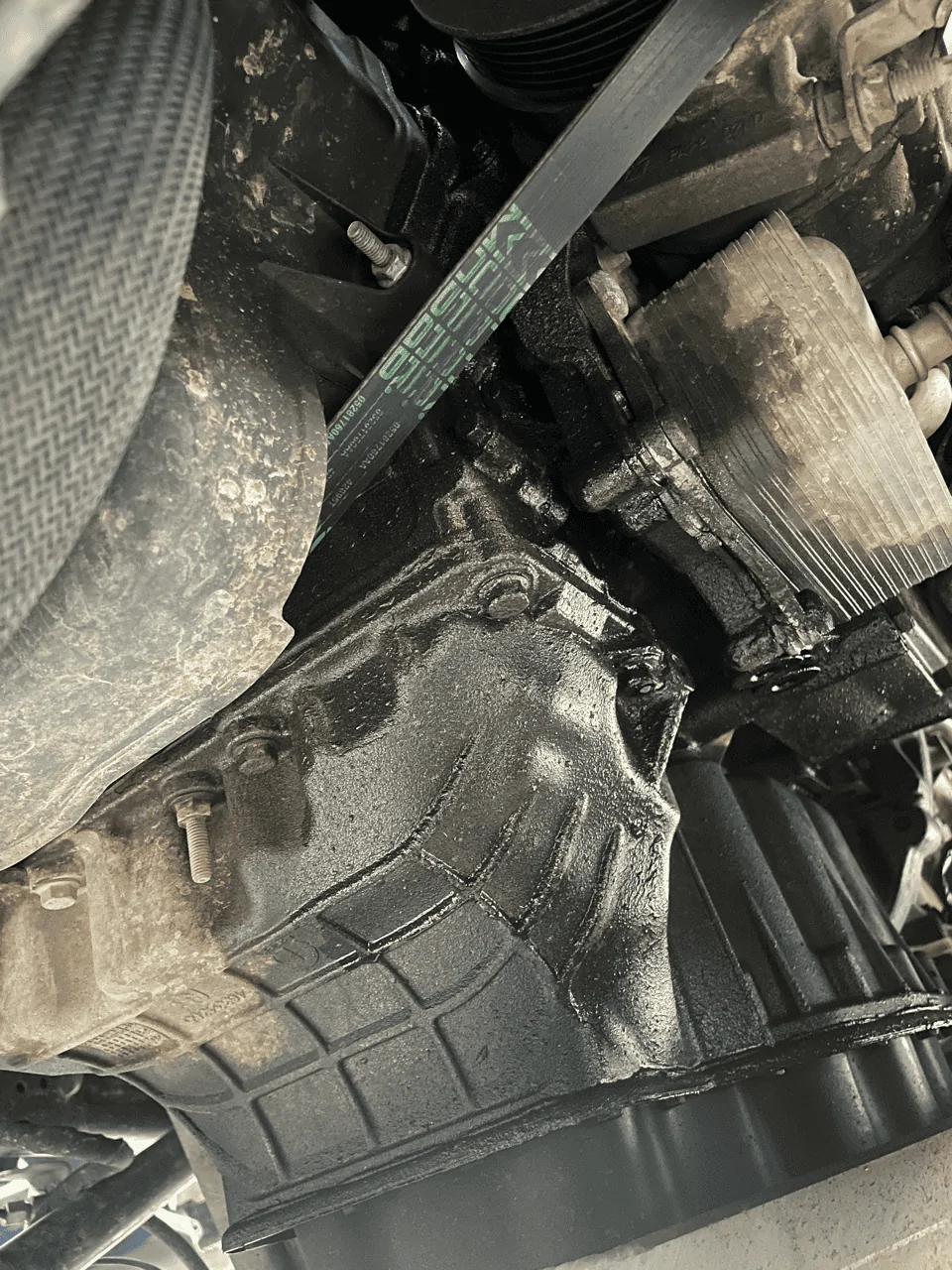 Jeep Gladiator Joined the oil leak club IMG_1550 Larg