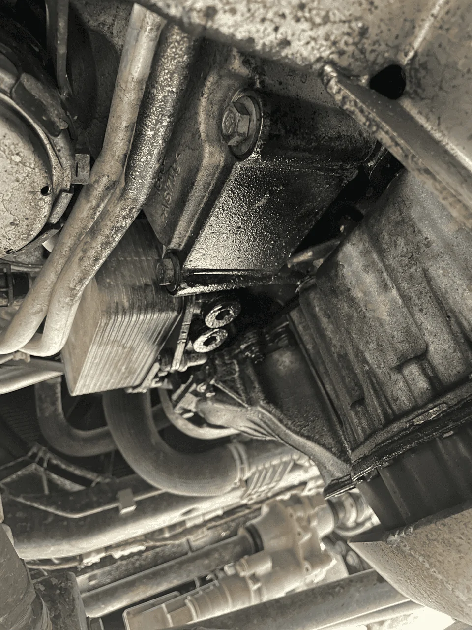 Jeep Gladiator Joined the oil leak club IMG_1548 Larg