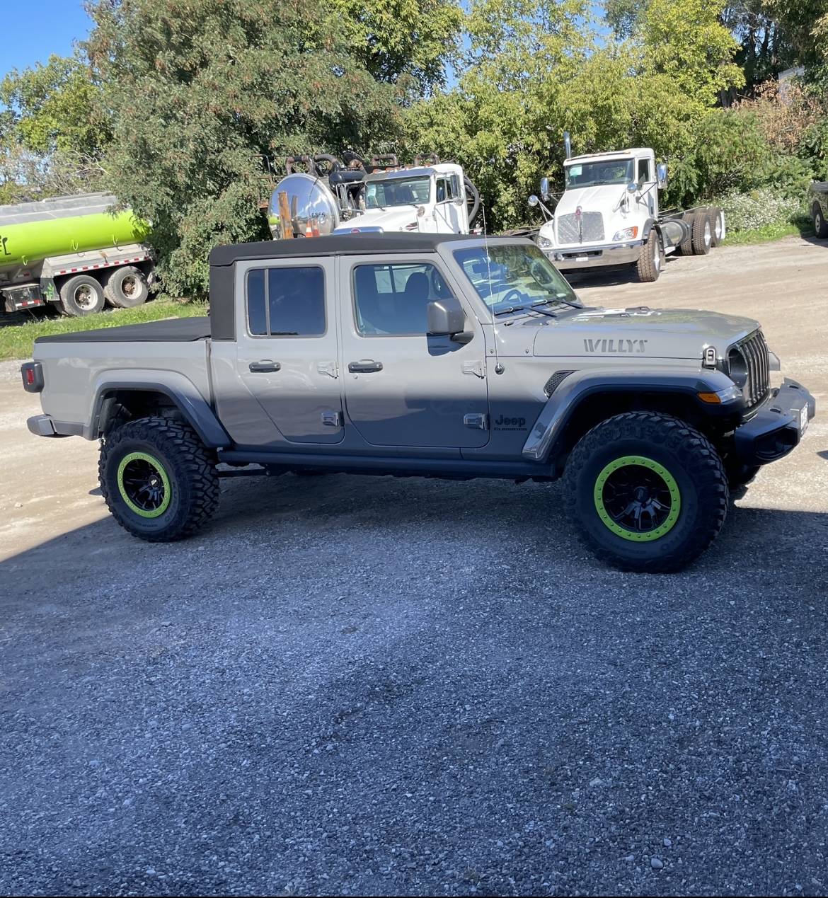 Jeep Gladiator Gladiators on 35s builds photos please! test