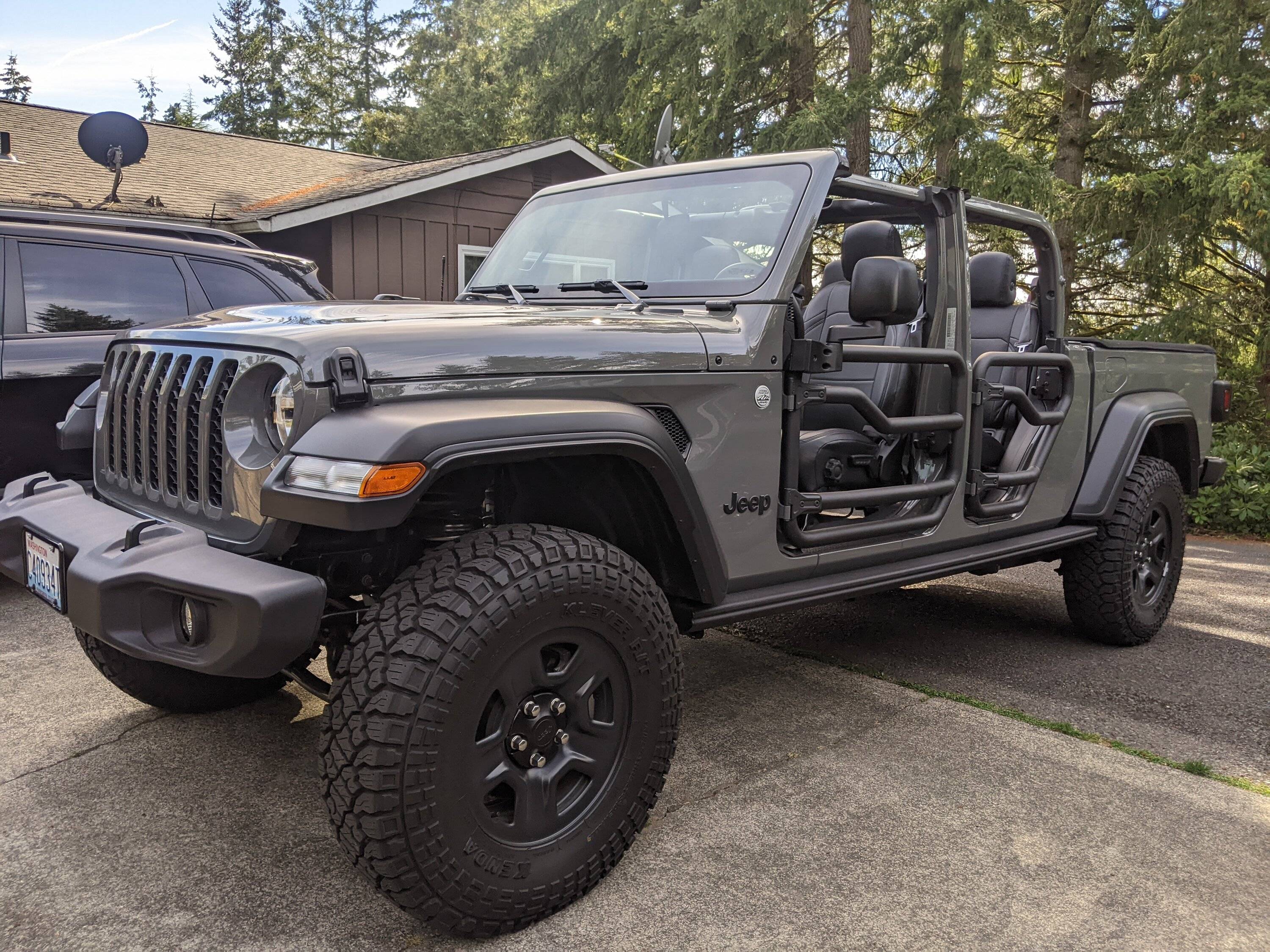 Jeep Gladiator Gladiators on 35s builds photos please! PXL_20220821_225908578