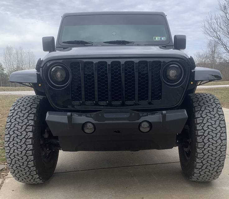 Jeep Gladiator Trading In! Who wants some parts??? CB1F1A80-5035-410E-88DE-CE1A13018B3B