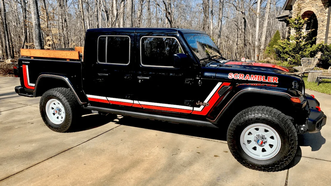 Jeep Gladiator Photo request: Hydro Blue Retro Scrambler 1677169506957